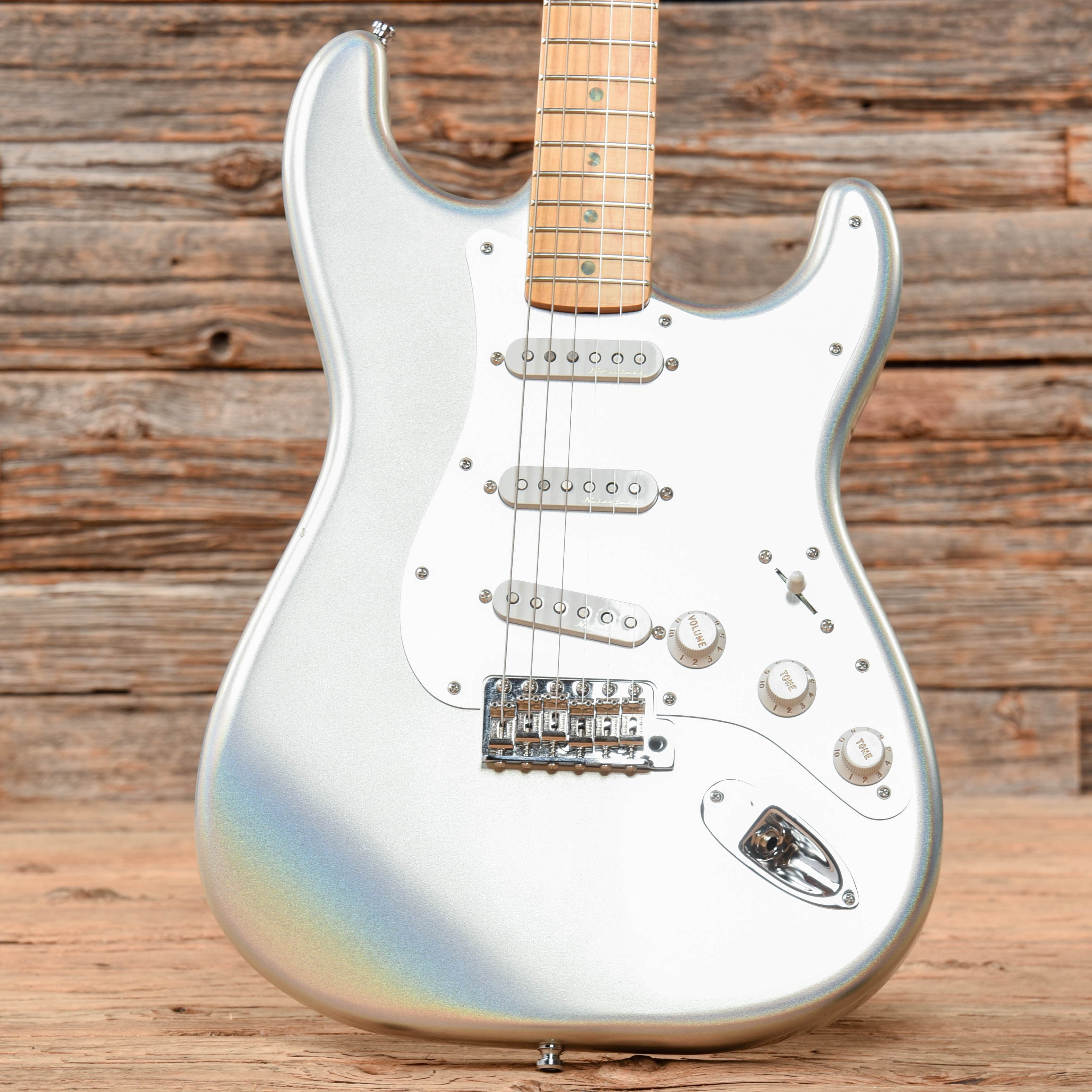 Fender H.E.R. Signature Stratocaster Chrome Glow 2020 Electric Guitars / Solid Body