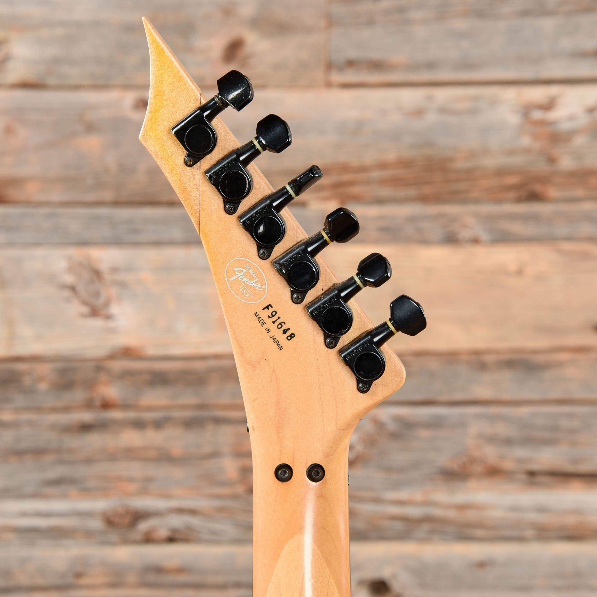 Fender Heartfield Talon White Pearl 1991 Chicago Music Exchange