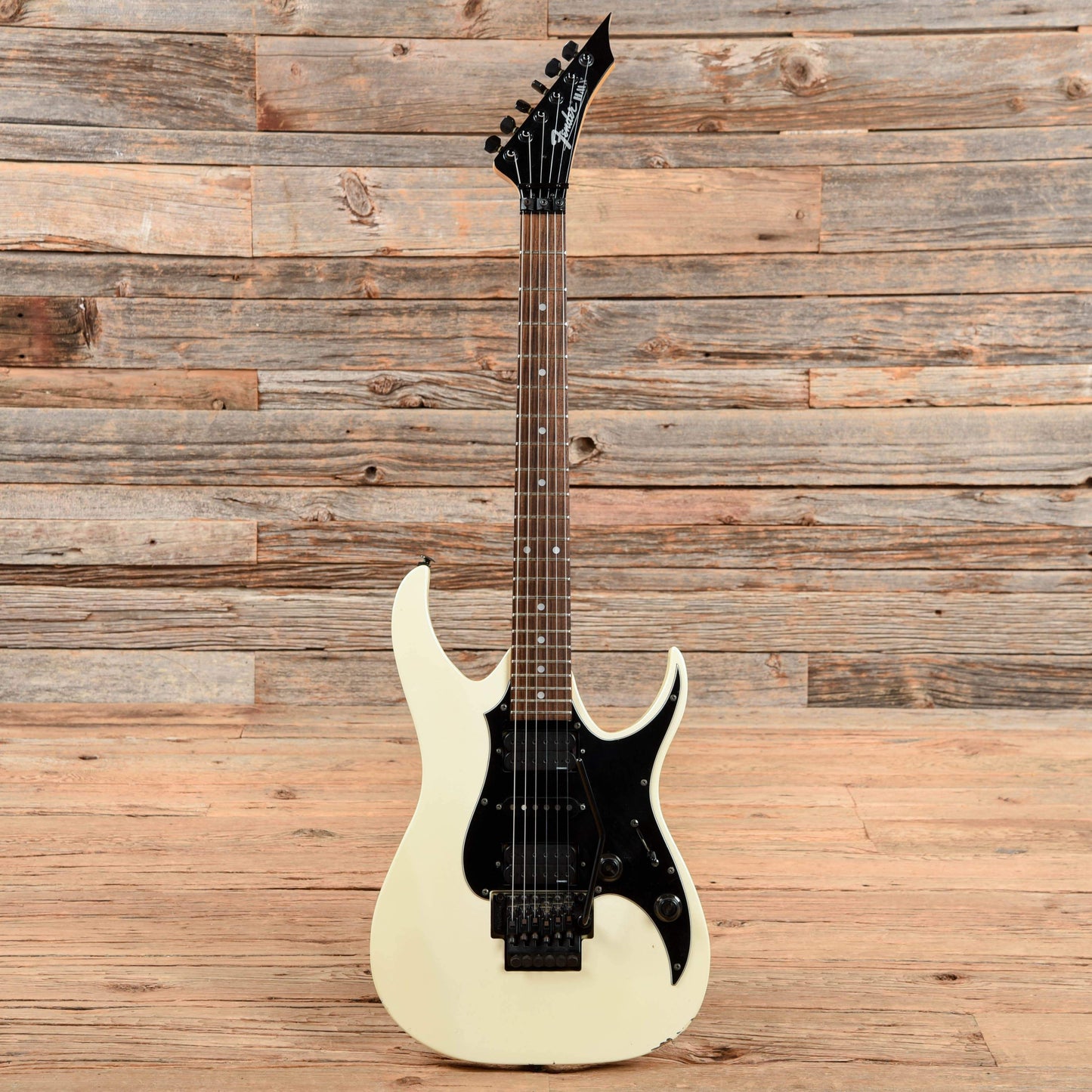 Fender Heartfield Talon White Pearl 1991 Electric Guitars / Solid Body