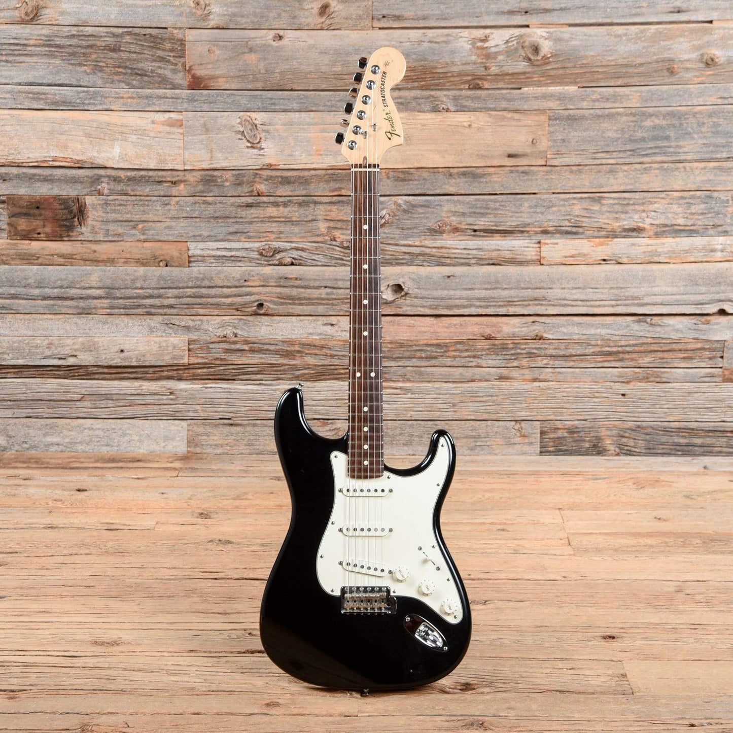 Fender Highway 1 Stratocaster Black 2006 Electric Guitars / Solid Body