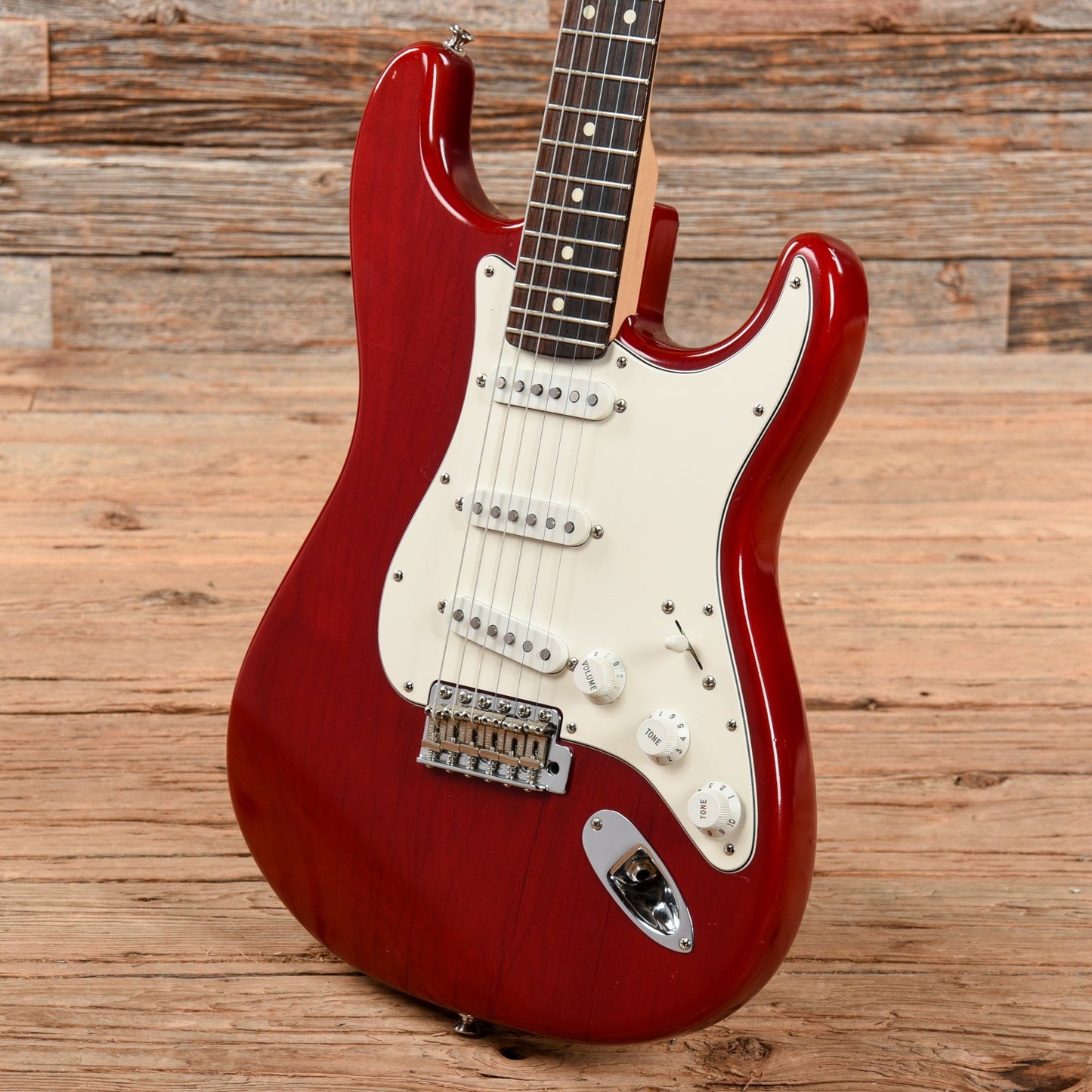 Fender Highway 1 Stratocaster Crimson Red Transparent 2003 Electric Guitars / Solid Body