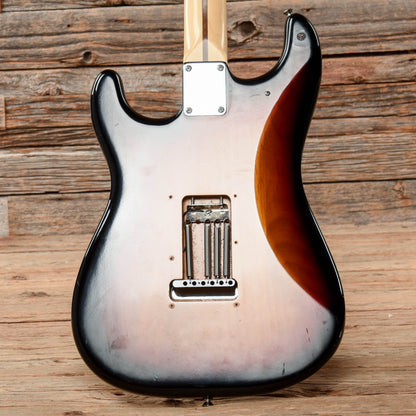 Fender Highway One Stratocaster Sunburst 2007 Electric Guitars / Solid Body