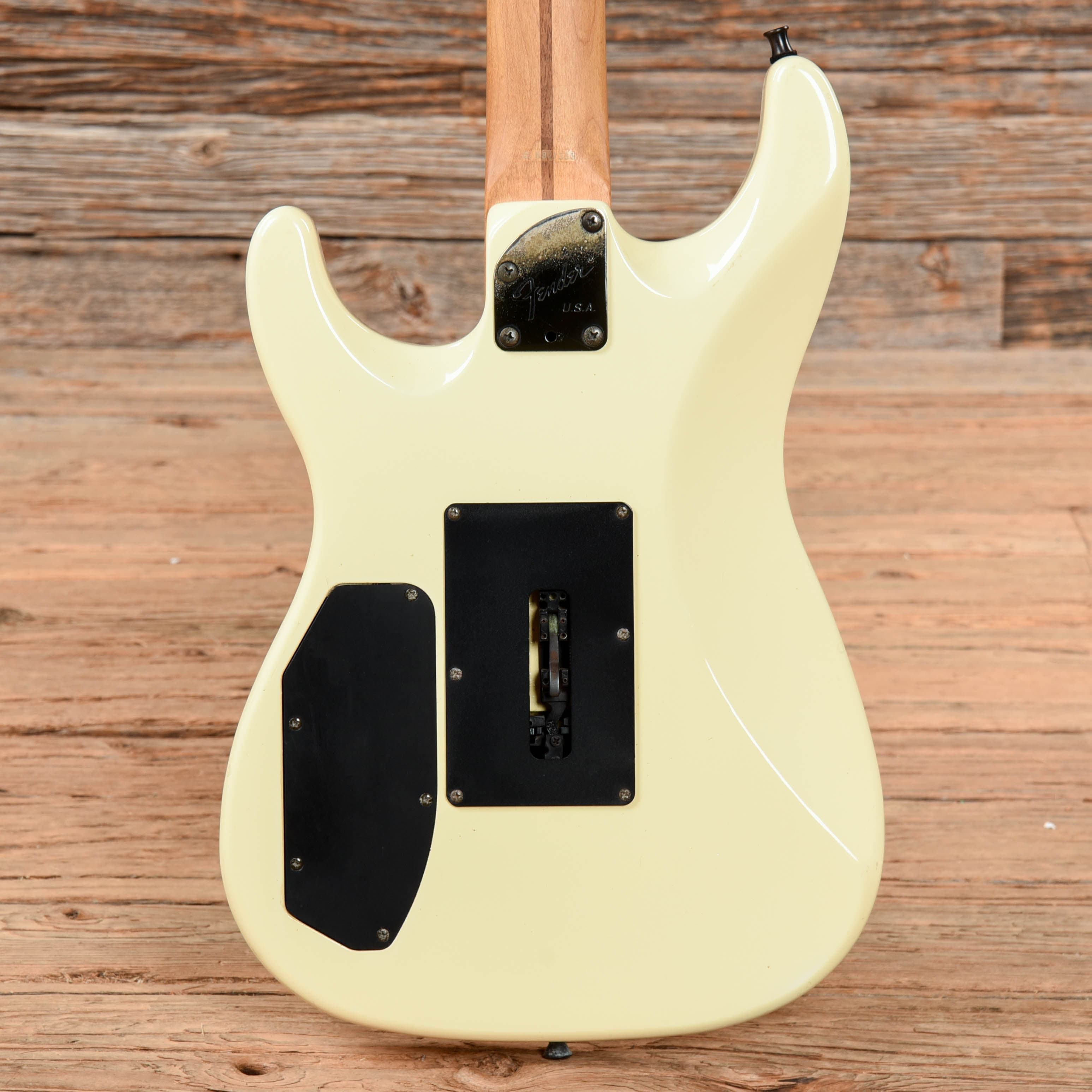 Fender HM Strat HSS White 1988 Electric Guitars / Solid Body