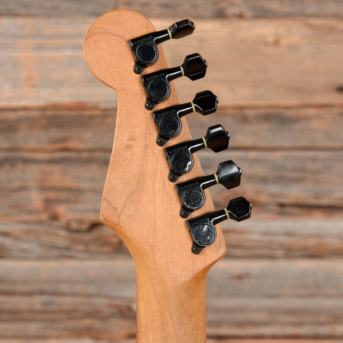 Fender HM Strat HSS White 1988 Electric Guitars / Solid Body