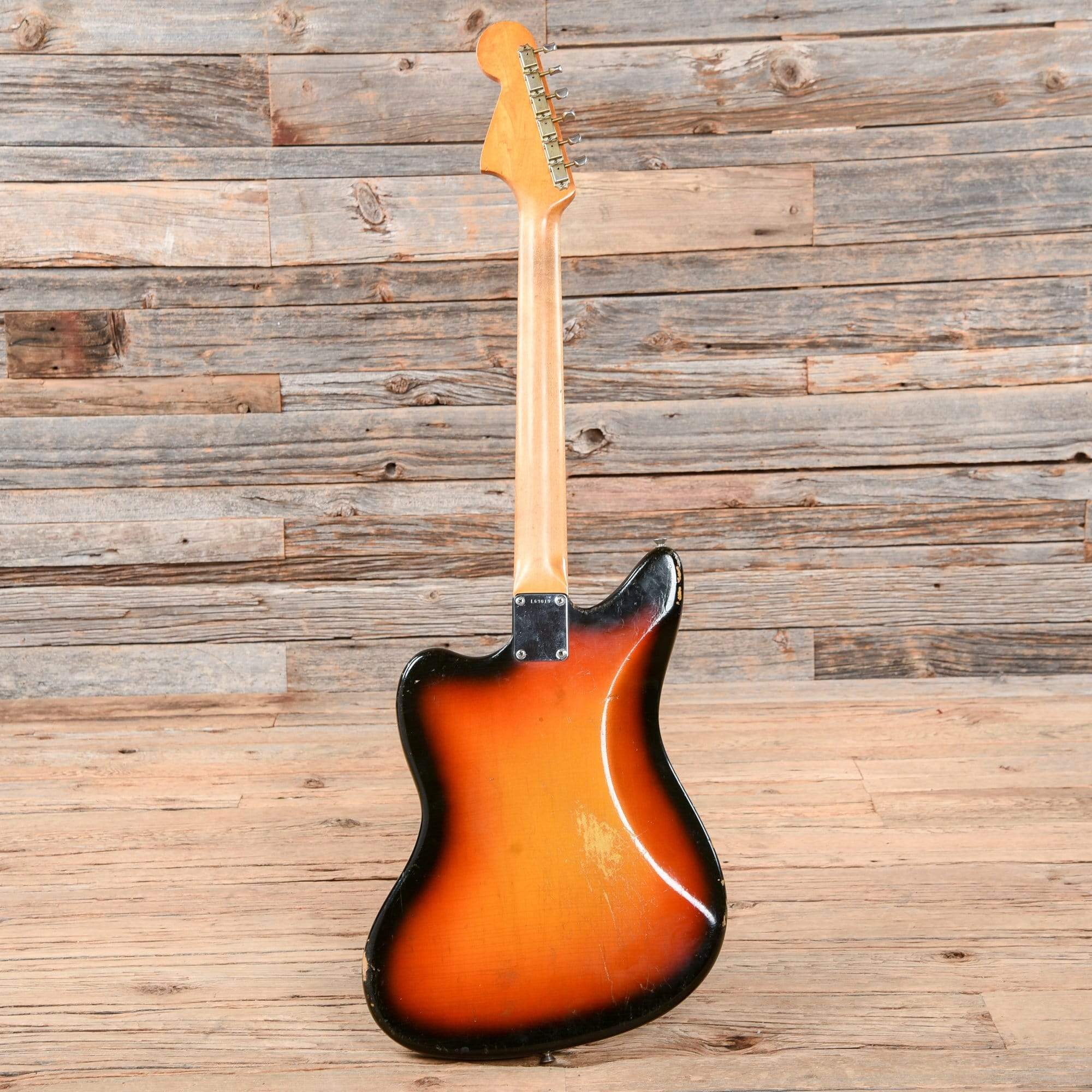 Fender Jaguar Sunburst 1965 Electric Guitars / Solid Body
