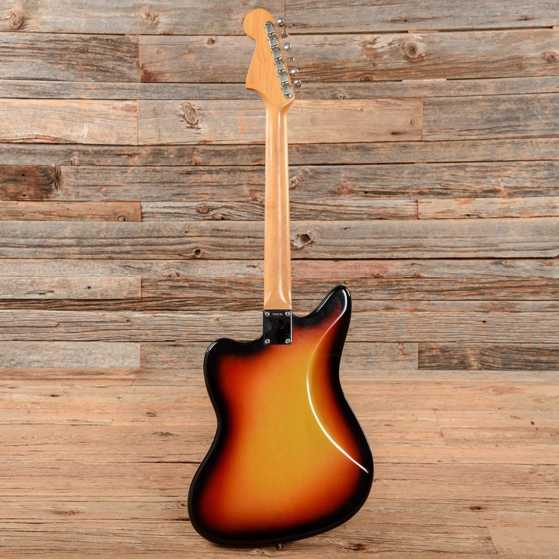 Fender Jaguar Sunburst 1965 Electric Guitars / Solid Body