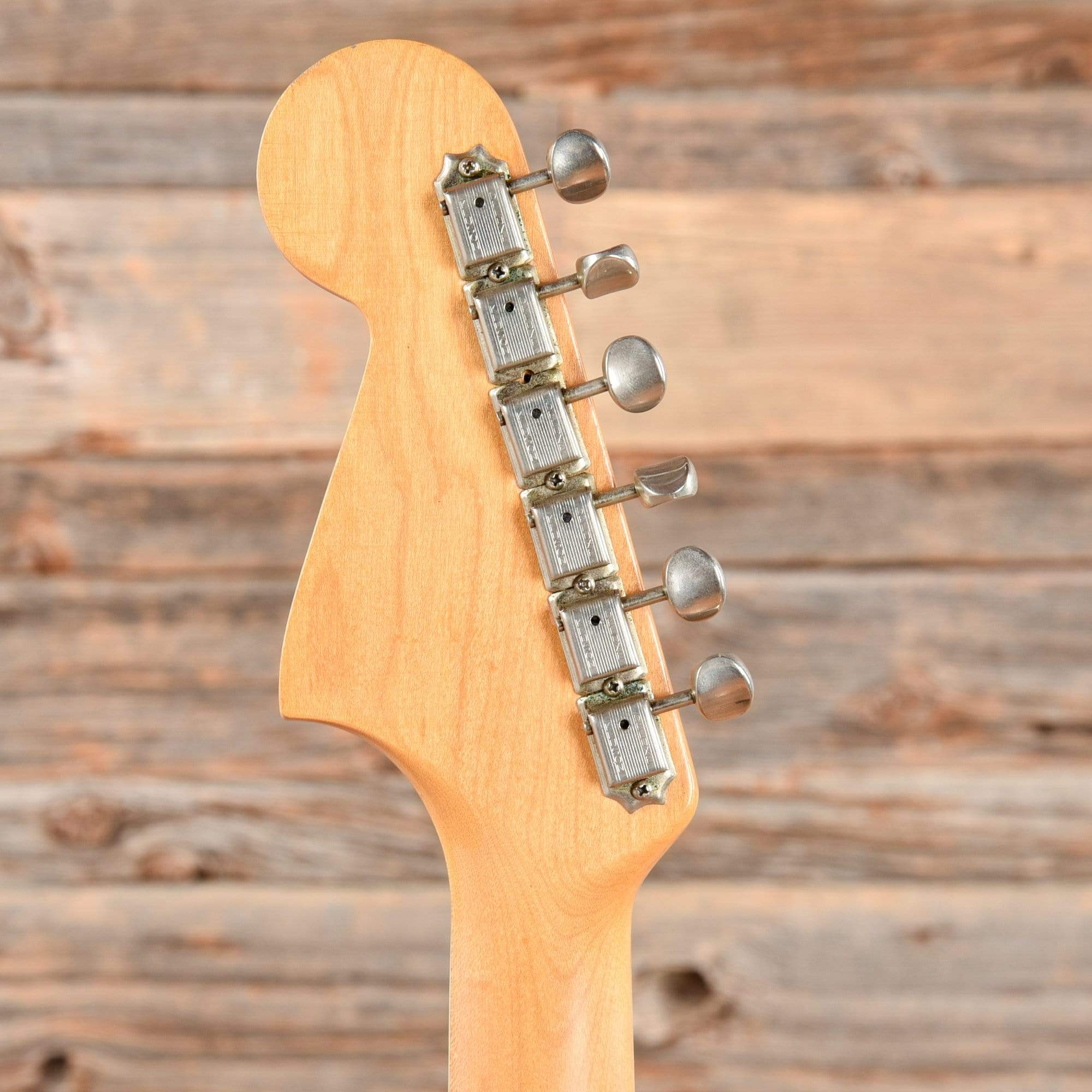 Fender Jaguar Sunburst 1965 Electric Guitars / Solid Body