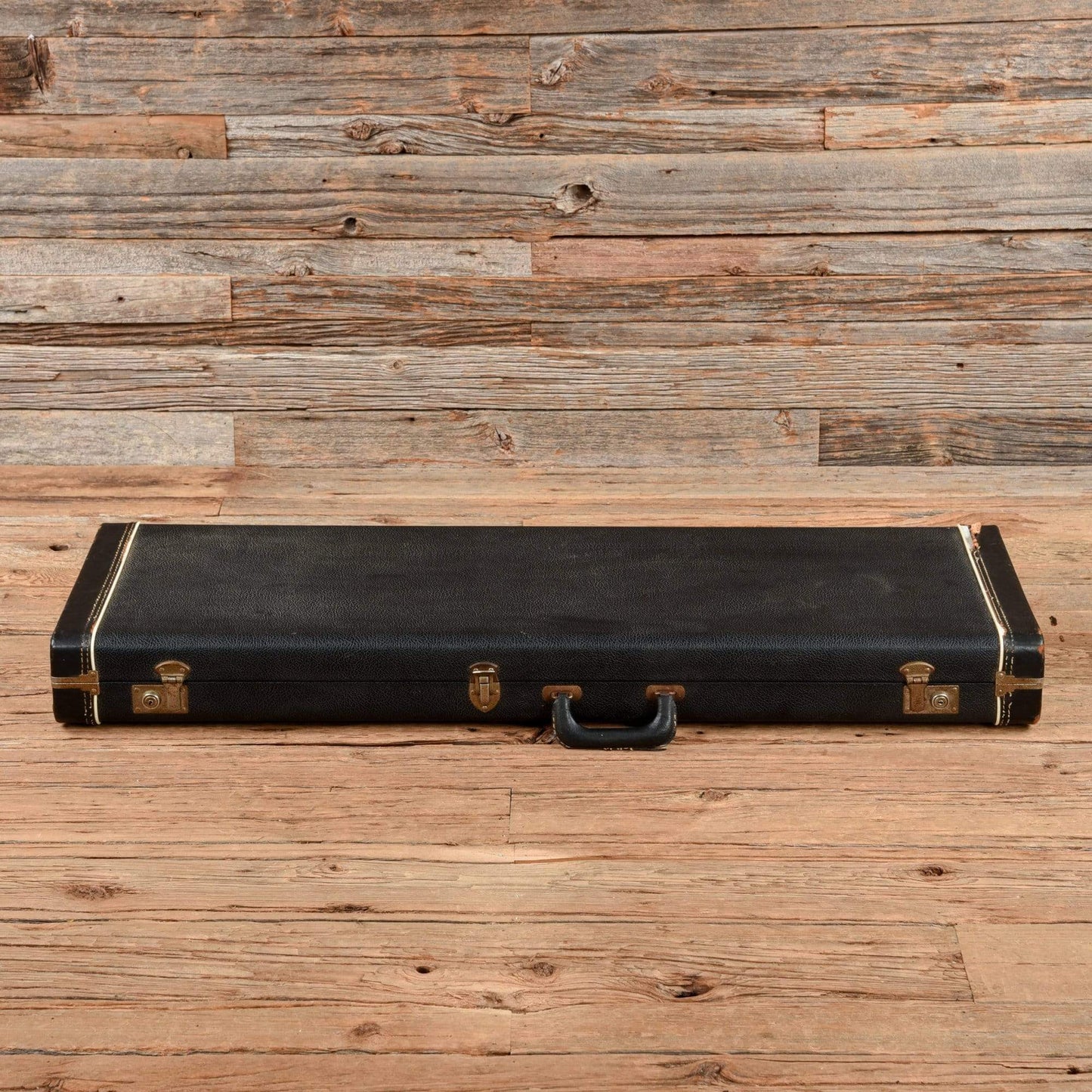 Fender Jaguar Sunburst 1965 Electric Guitars / Solid Body