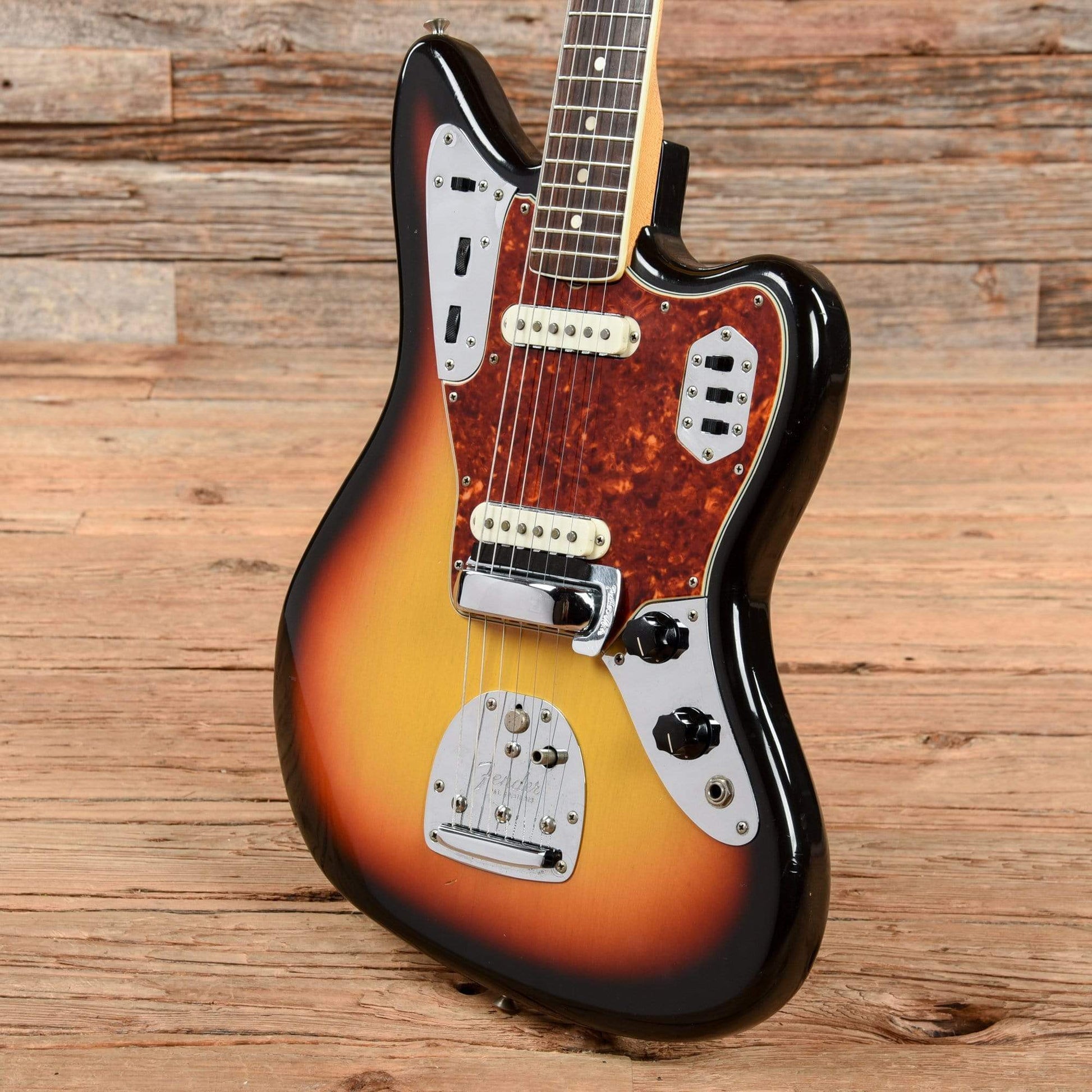 Fender Jaguar Sunburst 1965 Electric Guitars / Solid Body