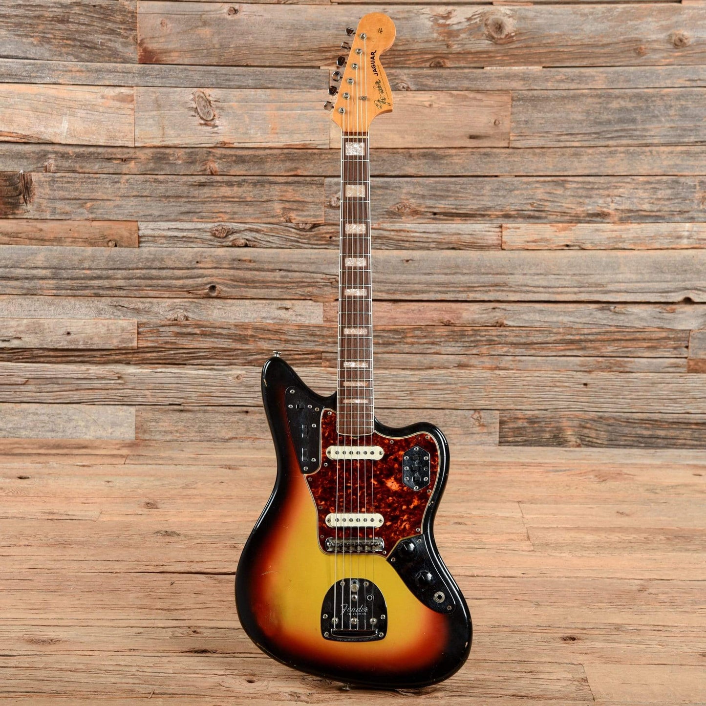 Fender Jaguar Sunburst 1966 Electric Guitars / Solid Body