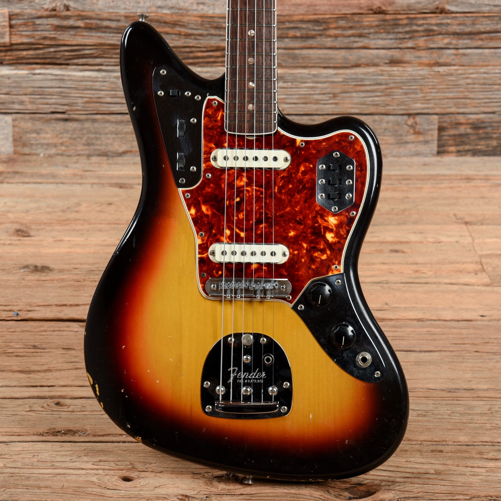 Fender Jaguar Sunburst 1966 Electric Guitars / Solid Body