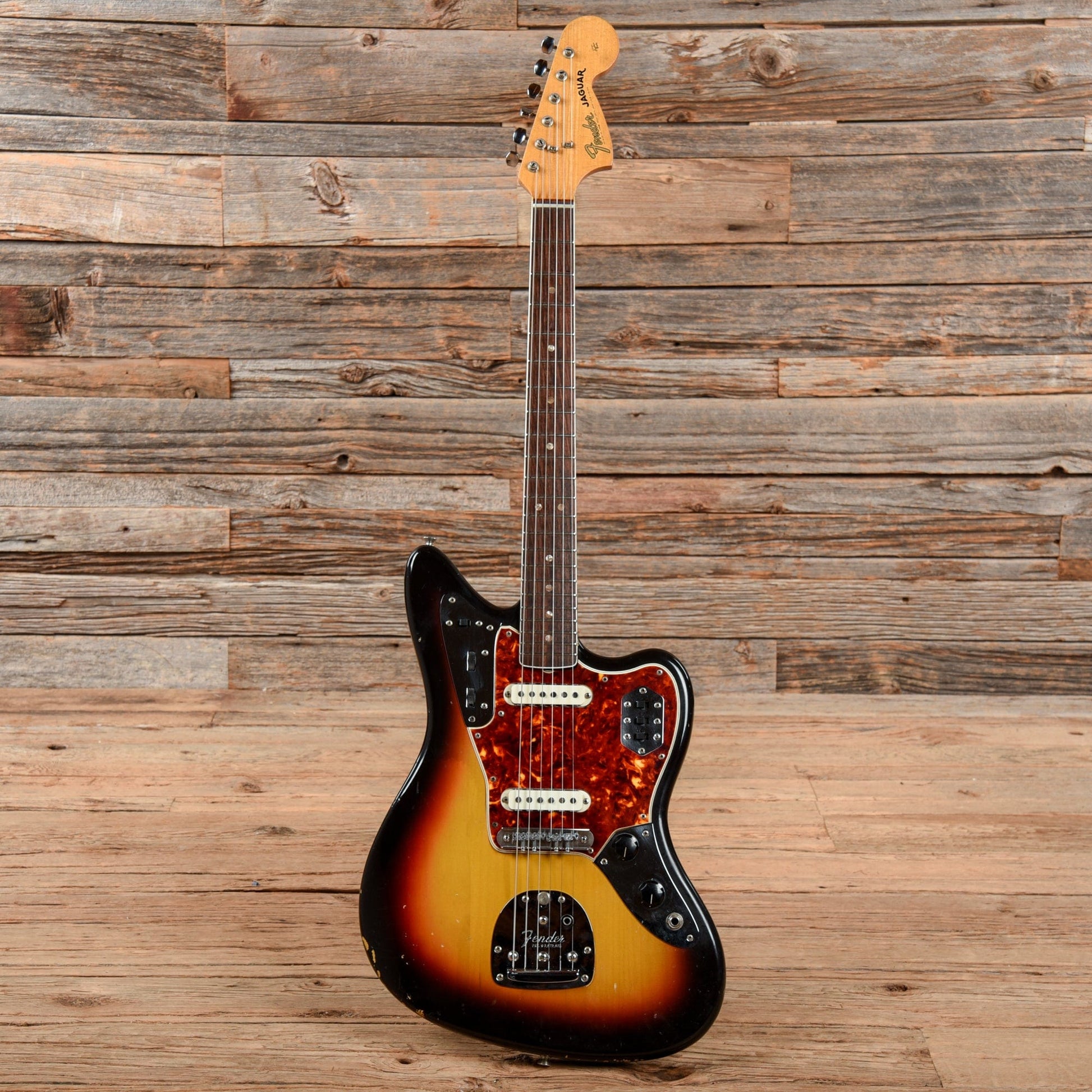 Fender Jaguar Sunburst 1966 Electric Guitars / Solid Body