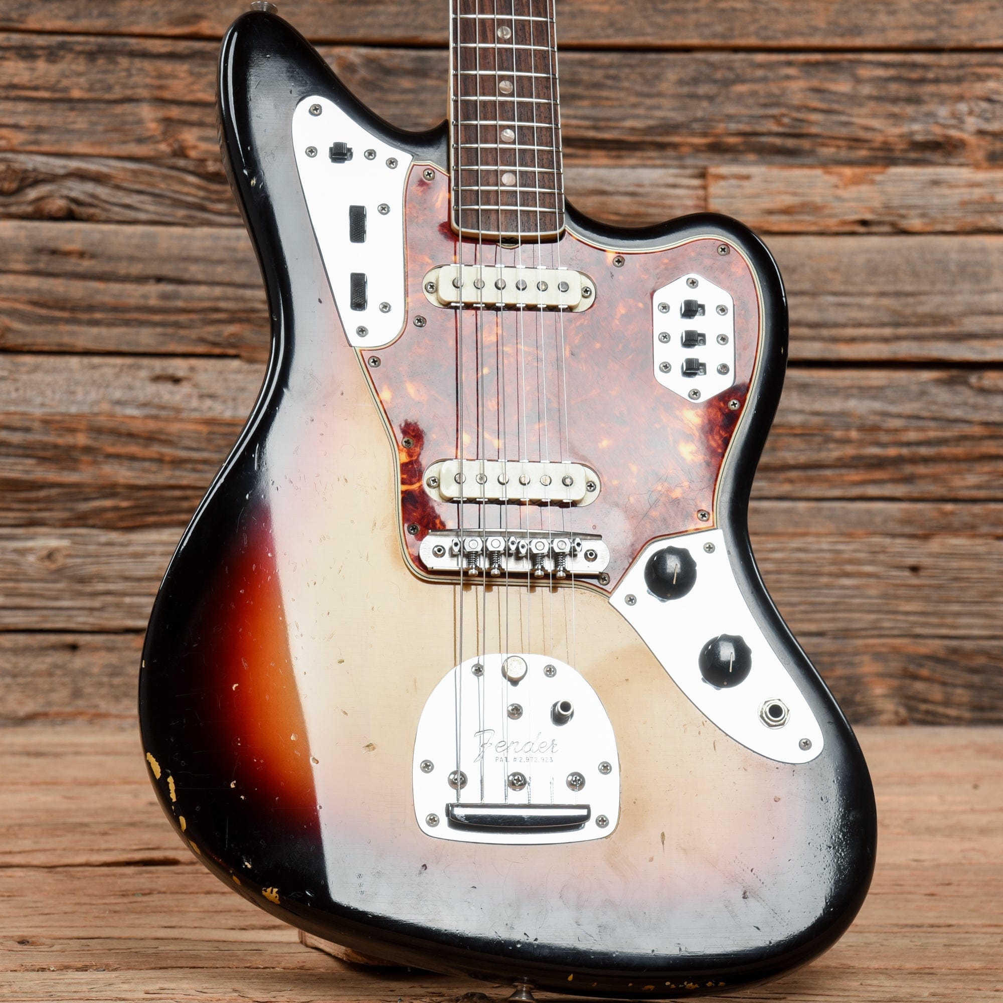 Fender Jaguar Sunburst 1966 Electric Guitars / Solid Body