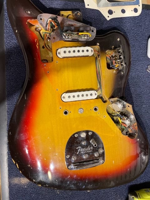Fender Jaguar Sunburst 1966 Electric Guitars / Solid Body