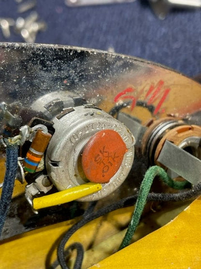 Fender Jaguar Sunburst 1966 Electric Guitars / Solid Body