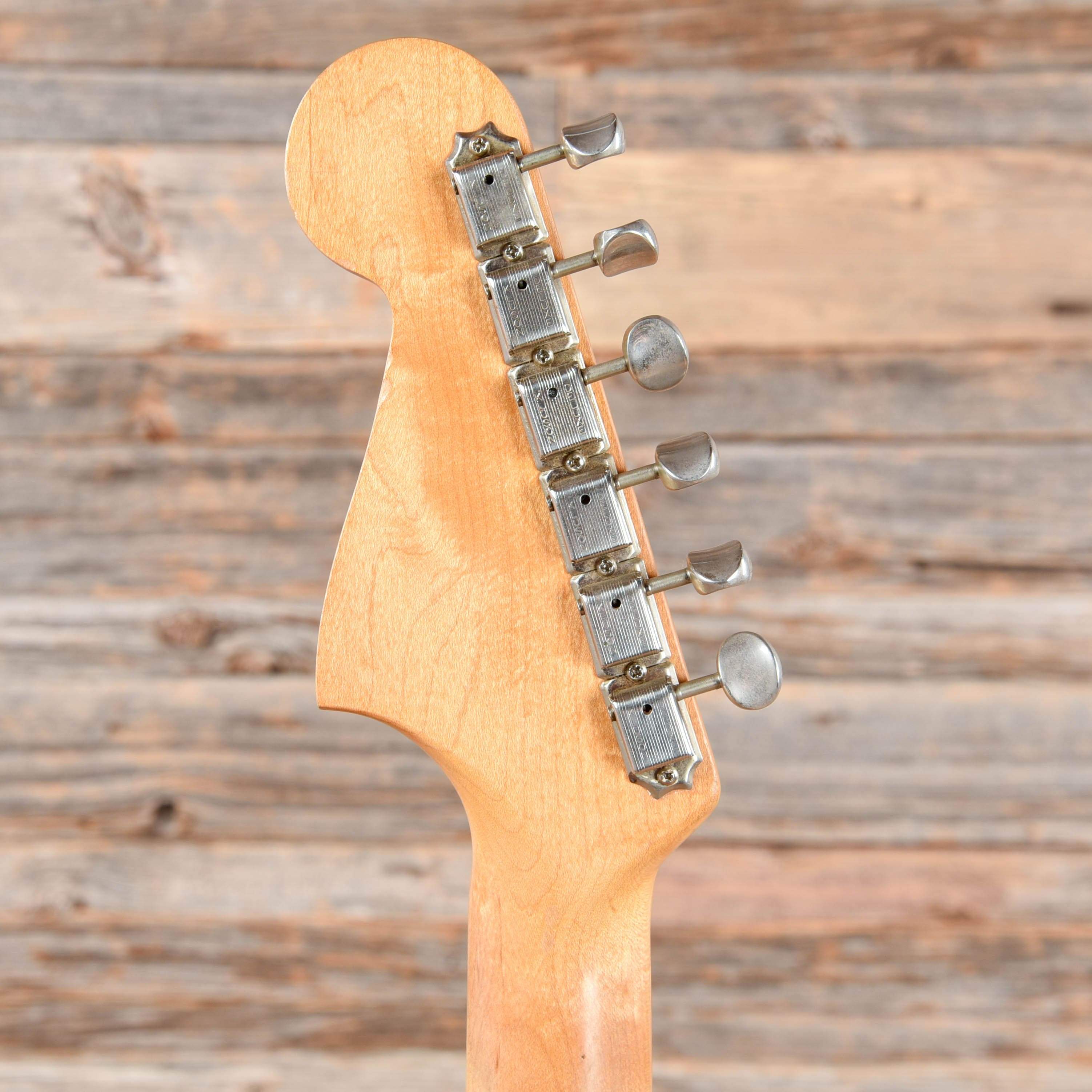 Fender Jazzmaster Sunburst 1965 Electric Guitars / Solid Body