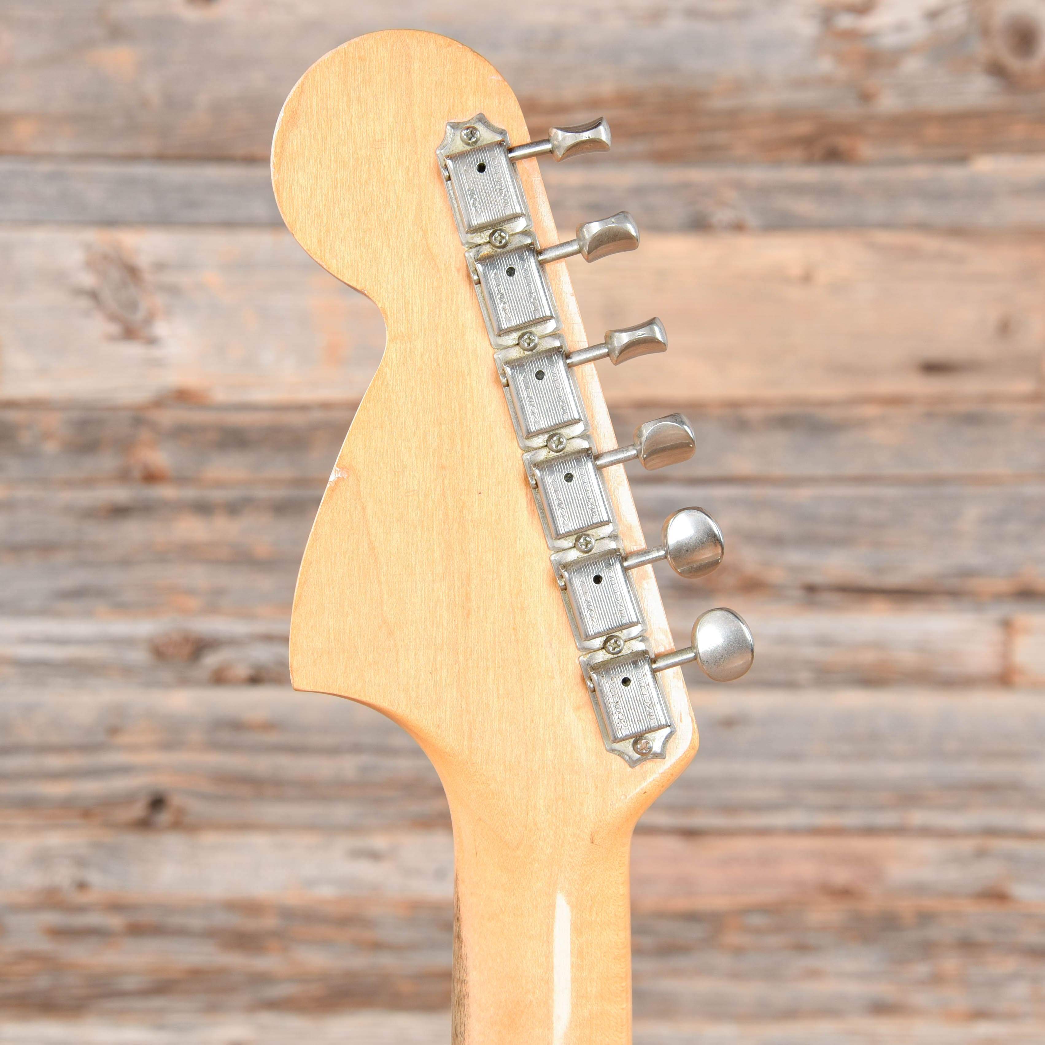 Fender Jazzmaster Sunburst 1966 Electric Guitars / Solid Body