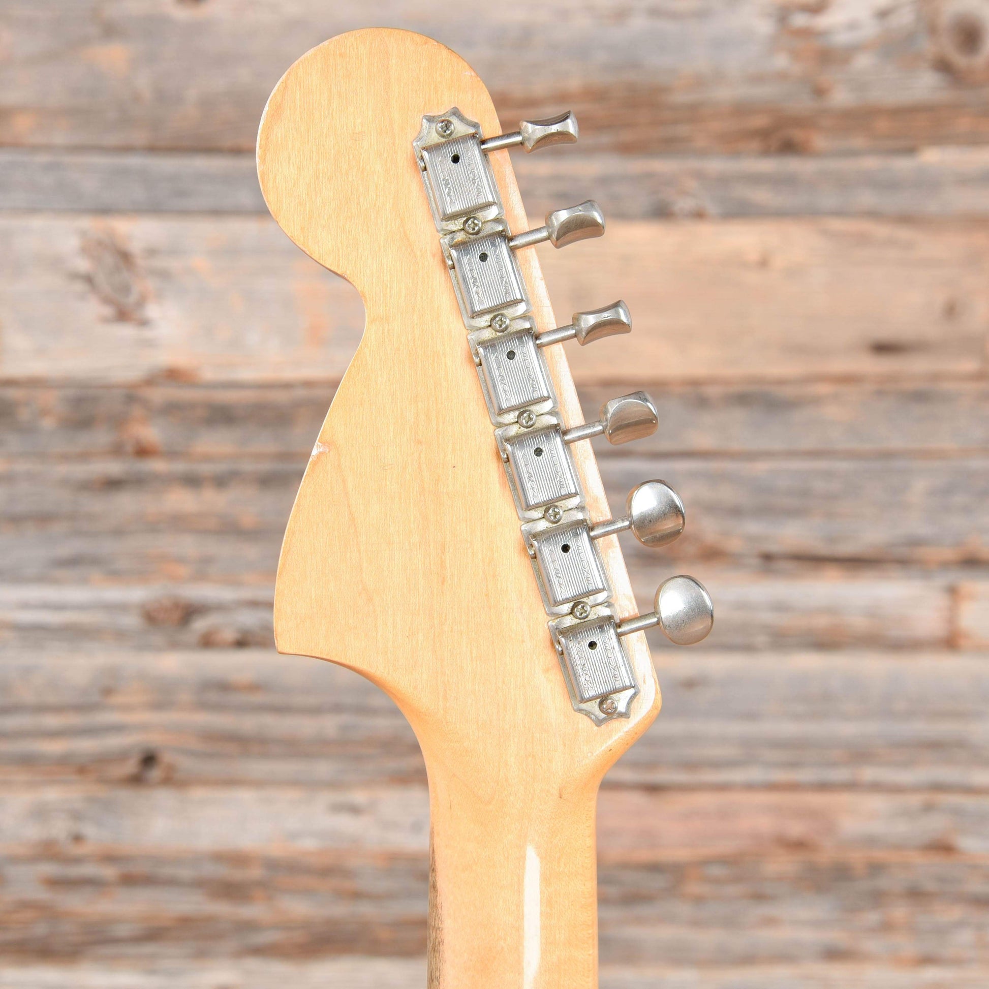 Fender Jazzmaster Sunburst 1966 Electric Guitars / Solid Body