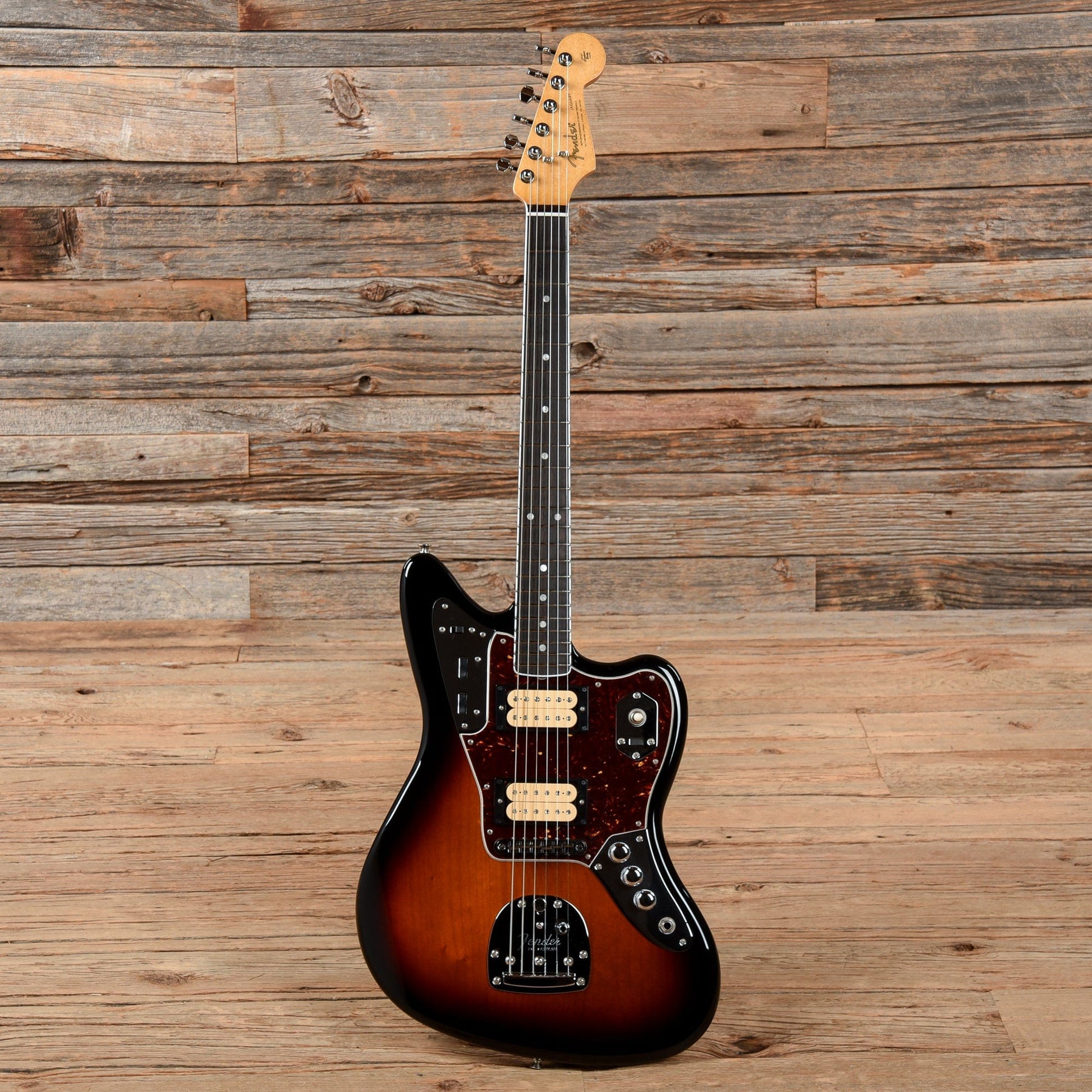 Fender Kurt Cobain Jaguar Sunburst 2019 Electric Guitars / Solid Body