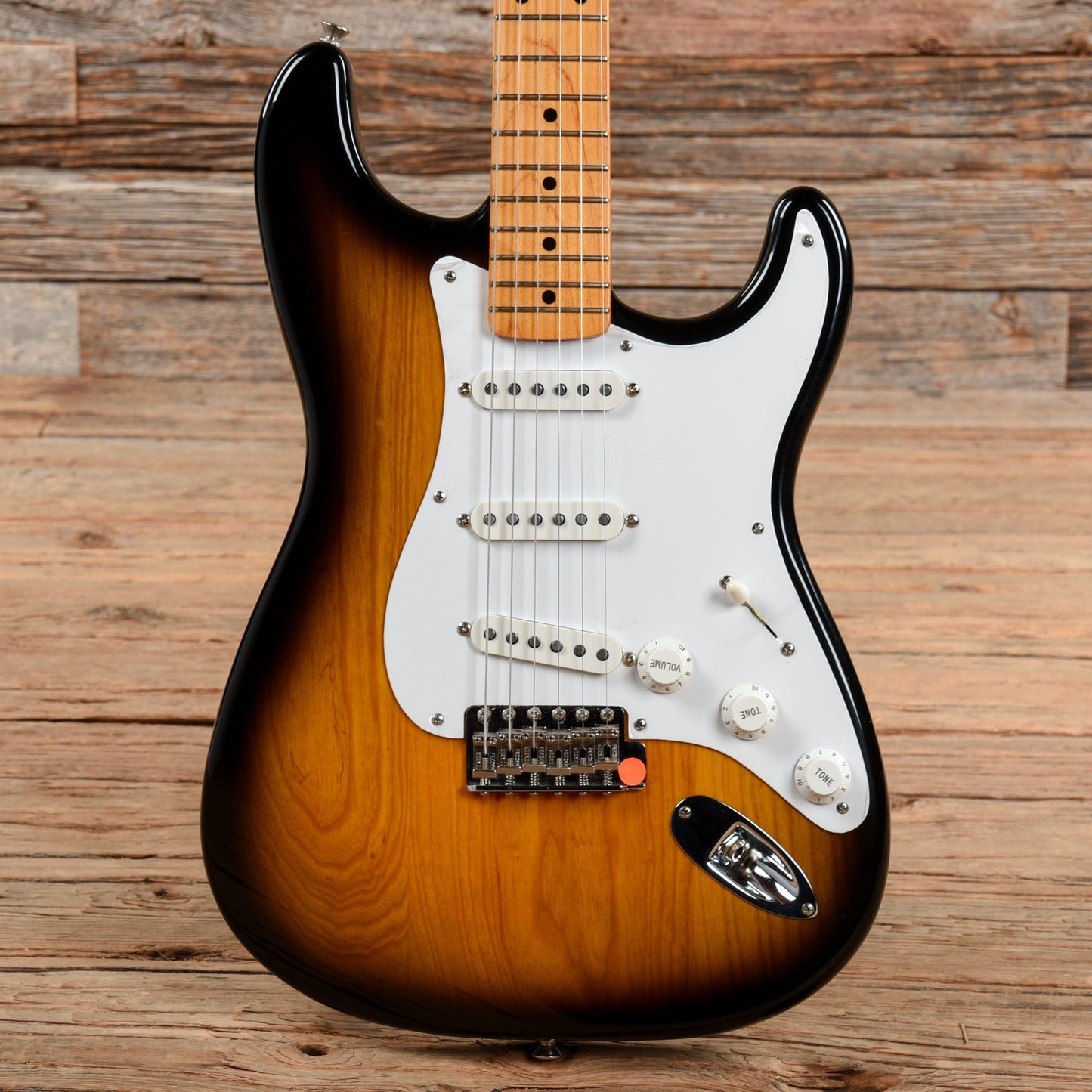 Fender Limited Edition 40th Anniversary 1954 Reissue Stratocaster Sunburst 1994 Electric Guitars / Solid Body