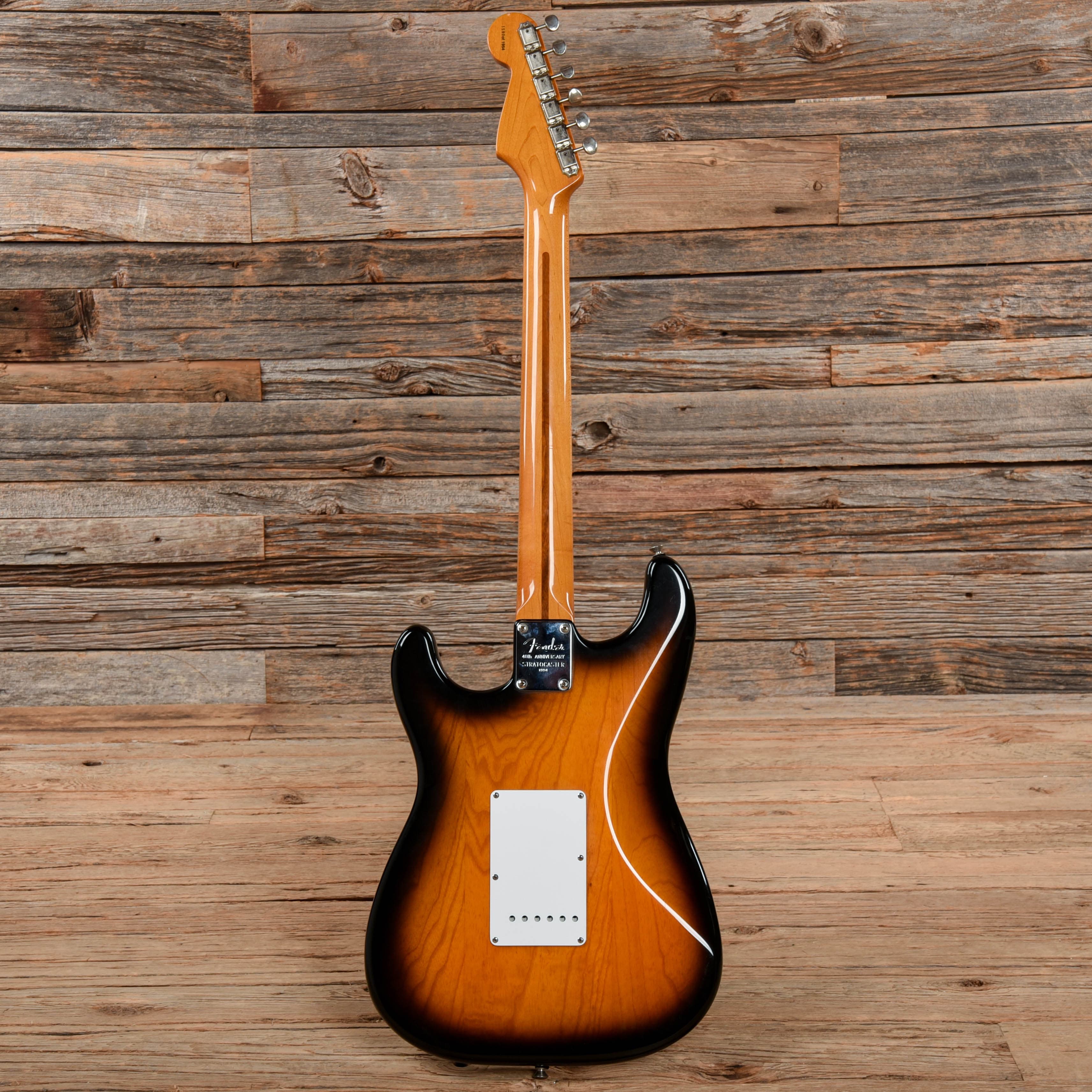 Fender Limited Edition 40th Anniversary 1954 Reissue Stratocaster Sunburst 1994 Electric Guitars / Solid Body