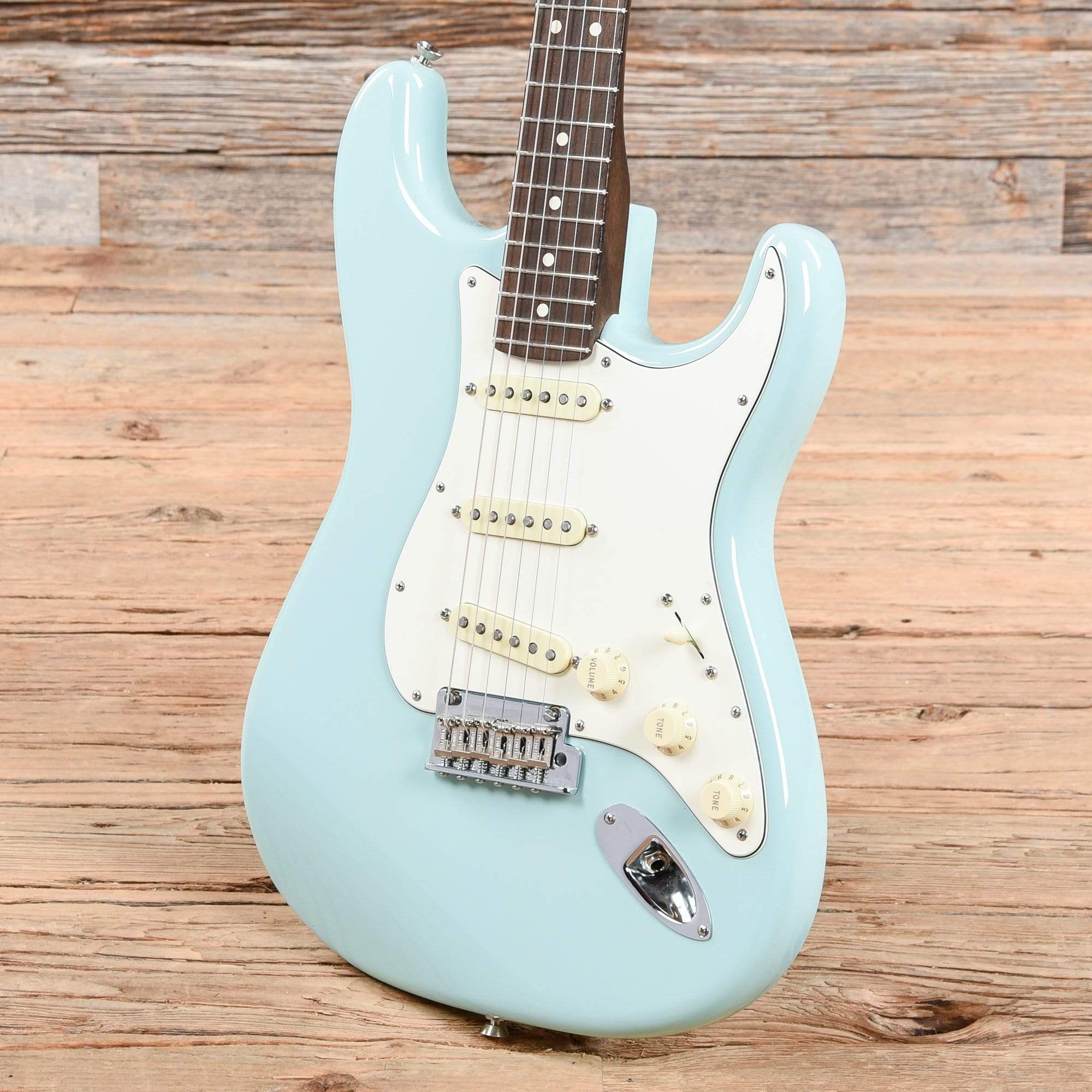Fender Limited Edition American Pro Stratocaster Rosewood Neck Daphne Blue 2017 Electric Guitars / Solid Body