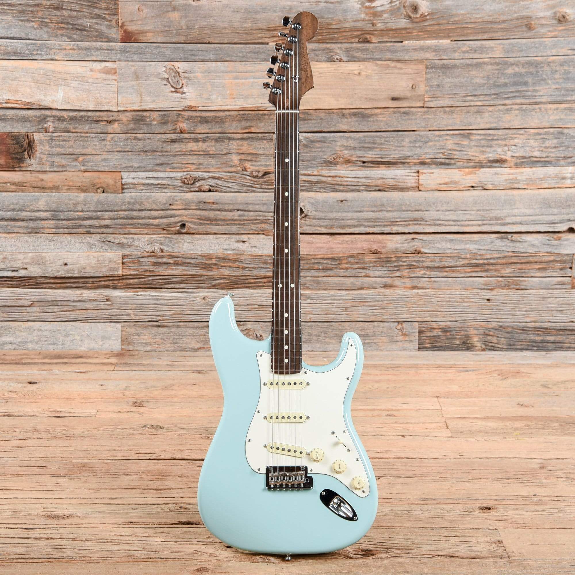 Fender Limited Edition American Pro Stratocaster Rosewood Neck Daphne Blue 2017 Electric Guitars / Solid Body