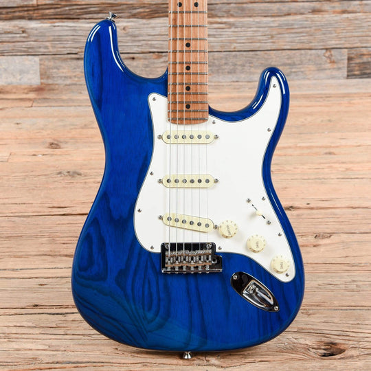 Fender Limited Edition American Pro Stratocaster w/Roasted Maple Neck Sapphire Blue Transparent 2019 Electric Guitars / Solid Body