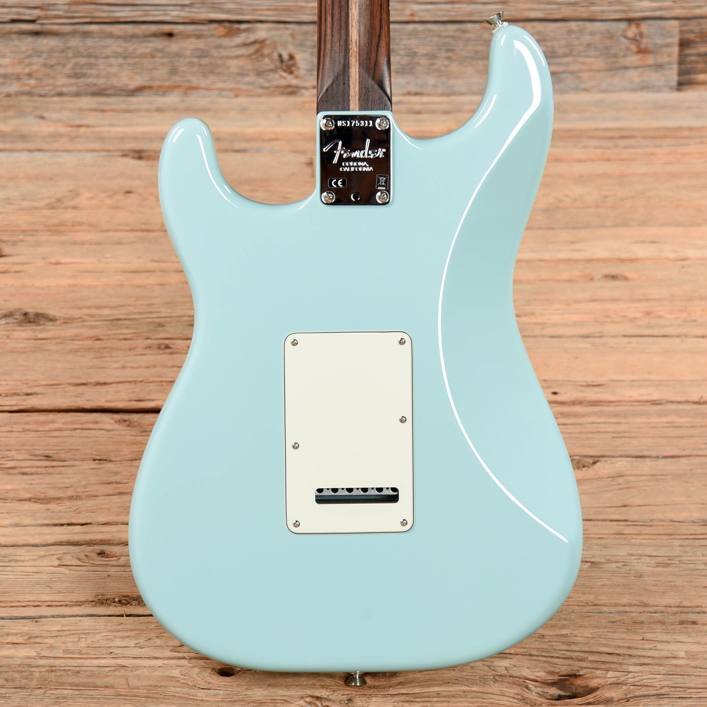 Fender Limited Edition American Pro Stratocaster w/Rosewood Neck Daphne Blue 2017 Electric Guitars / Solid Body