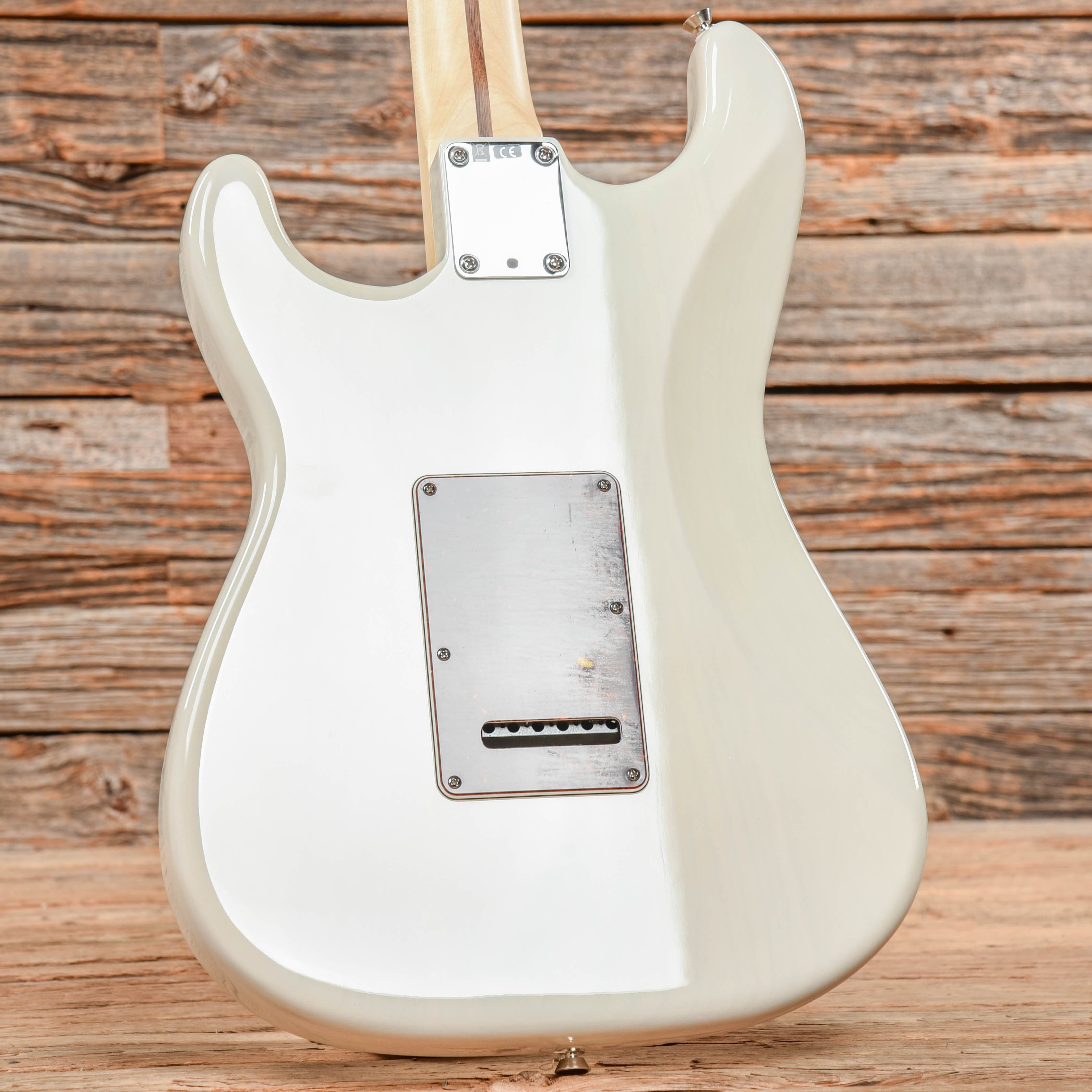 Fender Limited Edition American Professional Channel Bound Ash Stratocaster White Blonde 2018 Electric Guitars / Solid Body