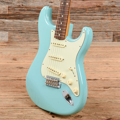 Fender Limited Edition Classic Series 60s Strat Cerulean Blue 2015 Electric Guitars / Solid Body