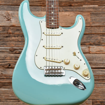 Fender Limited Edition Classic Series 60s Strat Cerulean Blue 2015 Electric Guitars / Solid Body