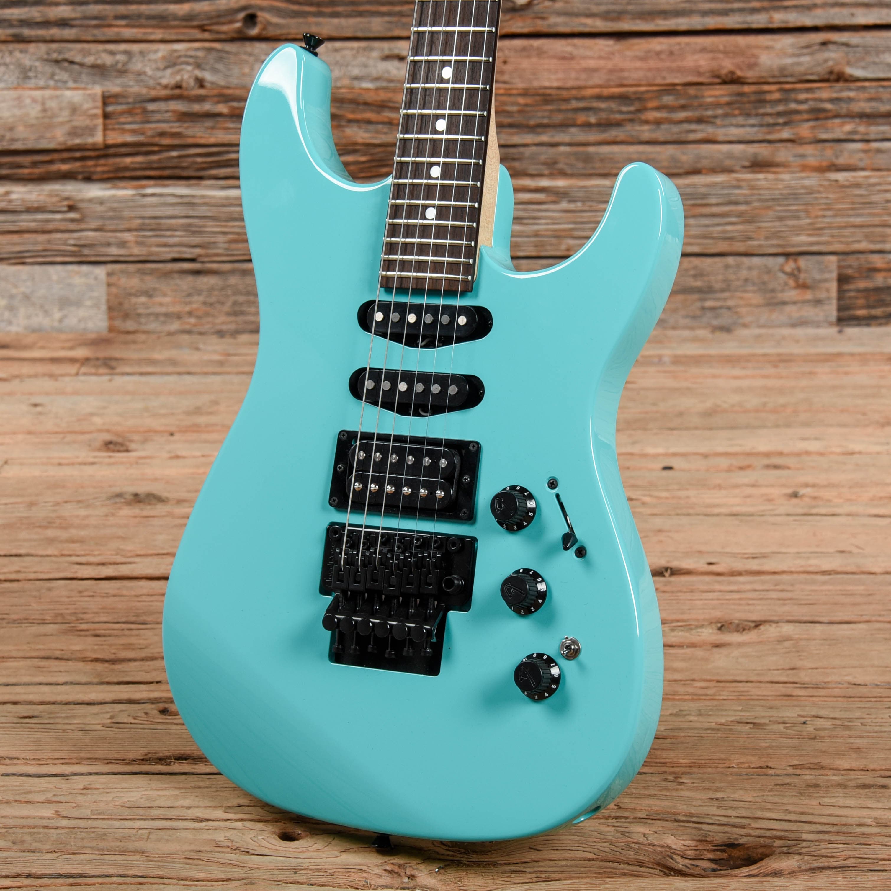 Fender Limited Edition HM Stratocaster Ice Blue Electric Guitars / Solid Body