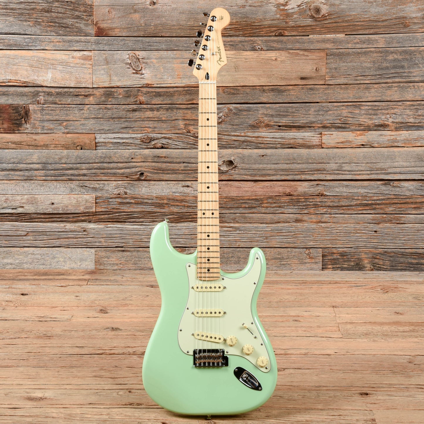 Fender Limited Edition Player Stratocaster Sea Foam Pearl 2021 Electric Guitars / Solid Body