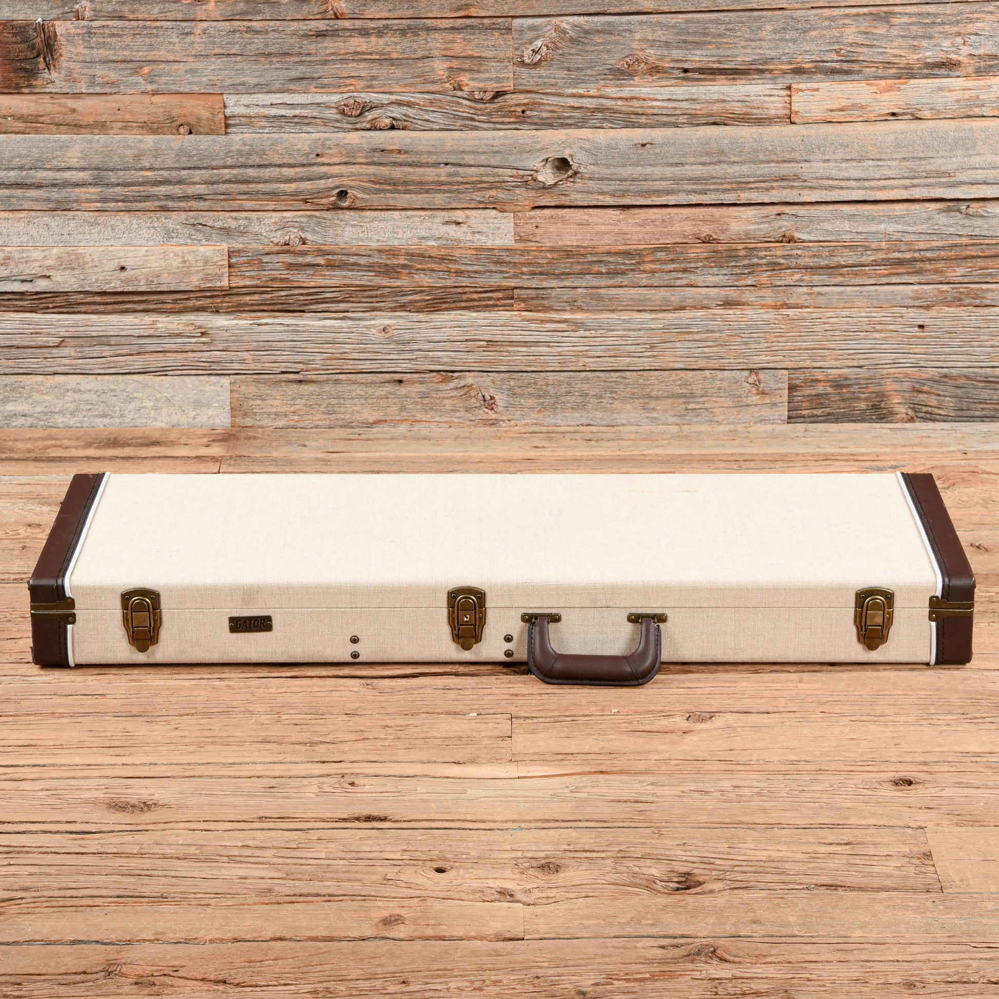 Fender Limited Edition Player Stratocaster Shell Pink 2019 Electric Guitars / Solid Body