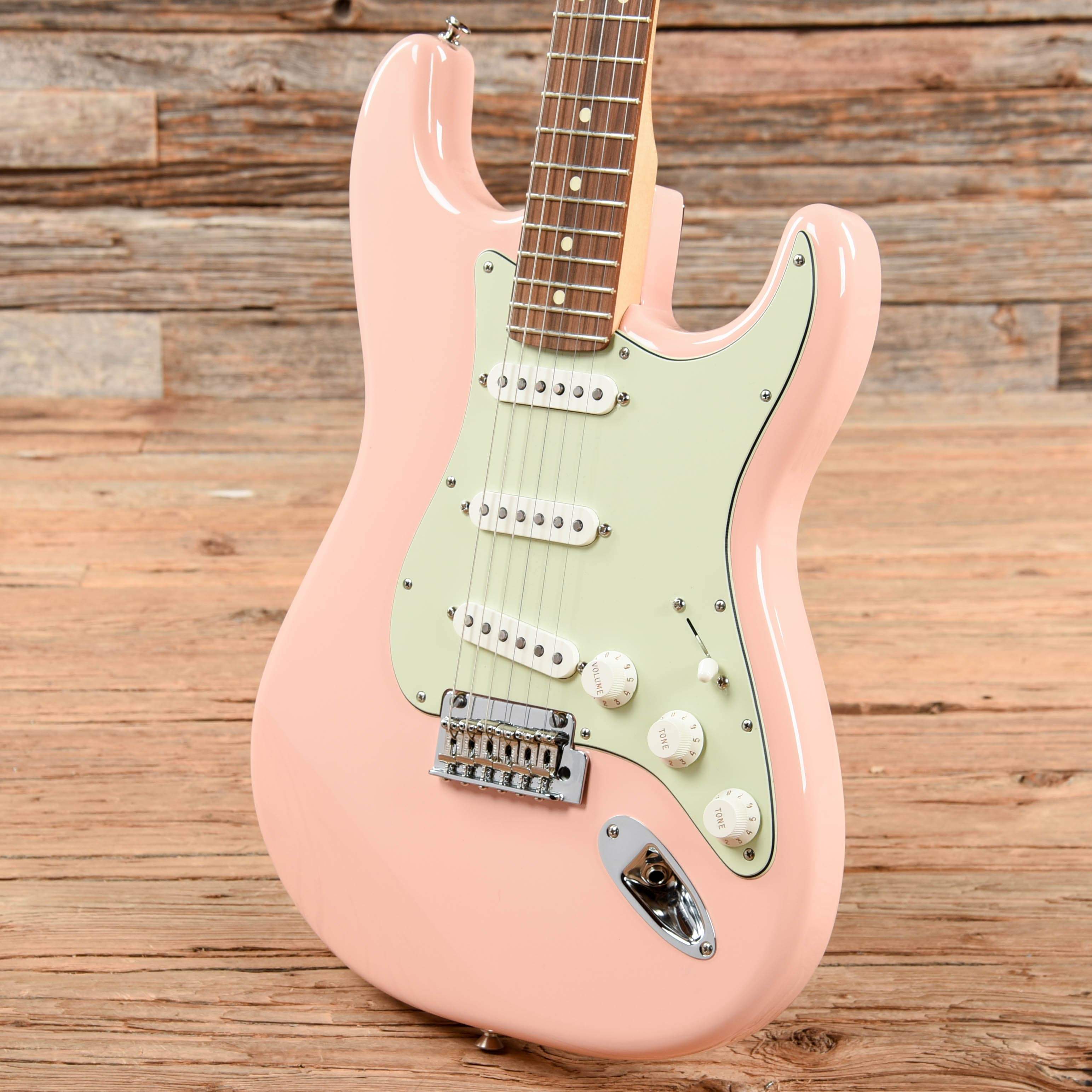 Shell Pink Fender Model Fender Limited Edition Player Stratocaster Shell Pink 2019 – Chicago ...