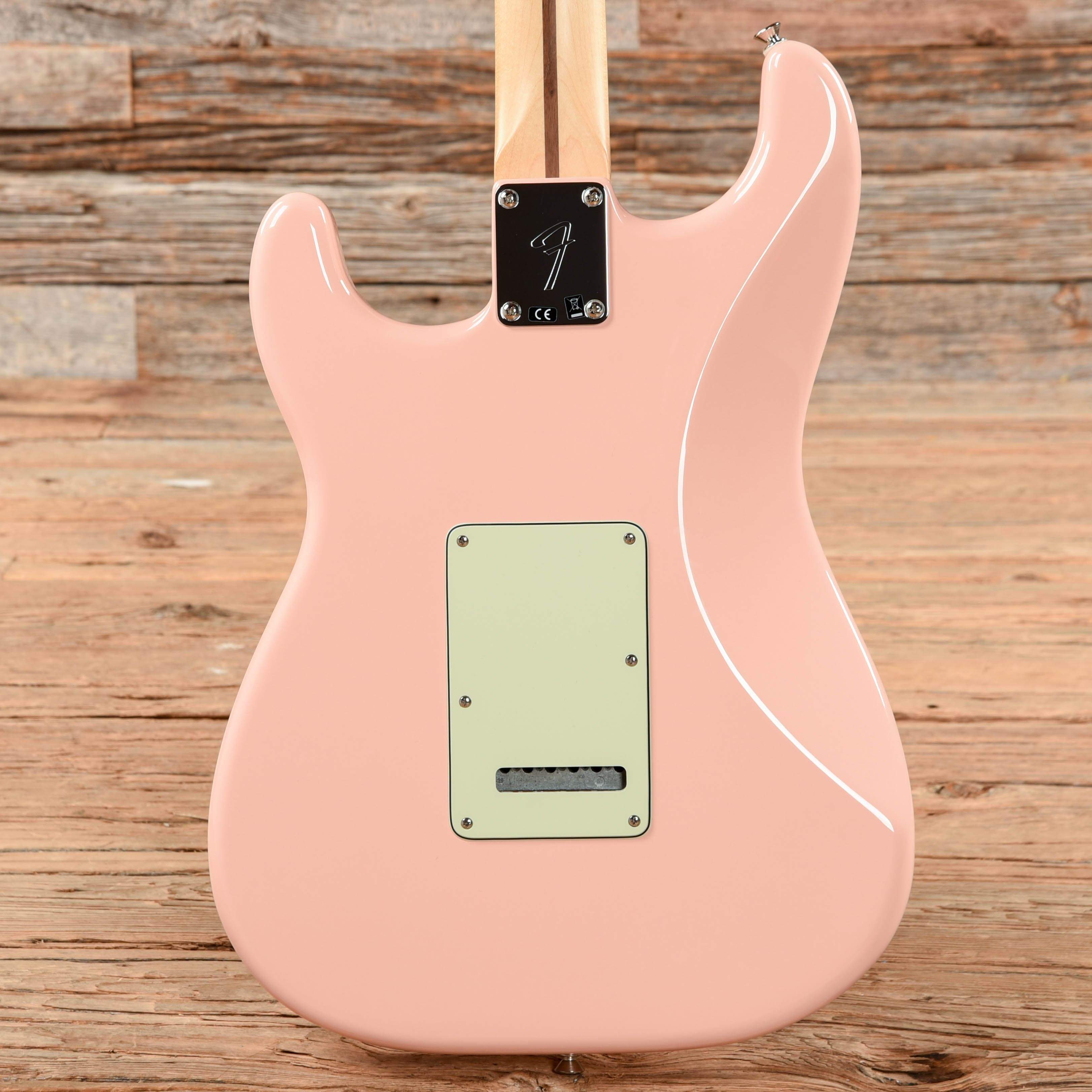 Fender Limited Edition Player Stratocaster Shell Pink 2019 Electric Guitars / Solid Body