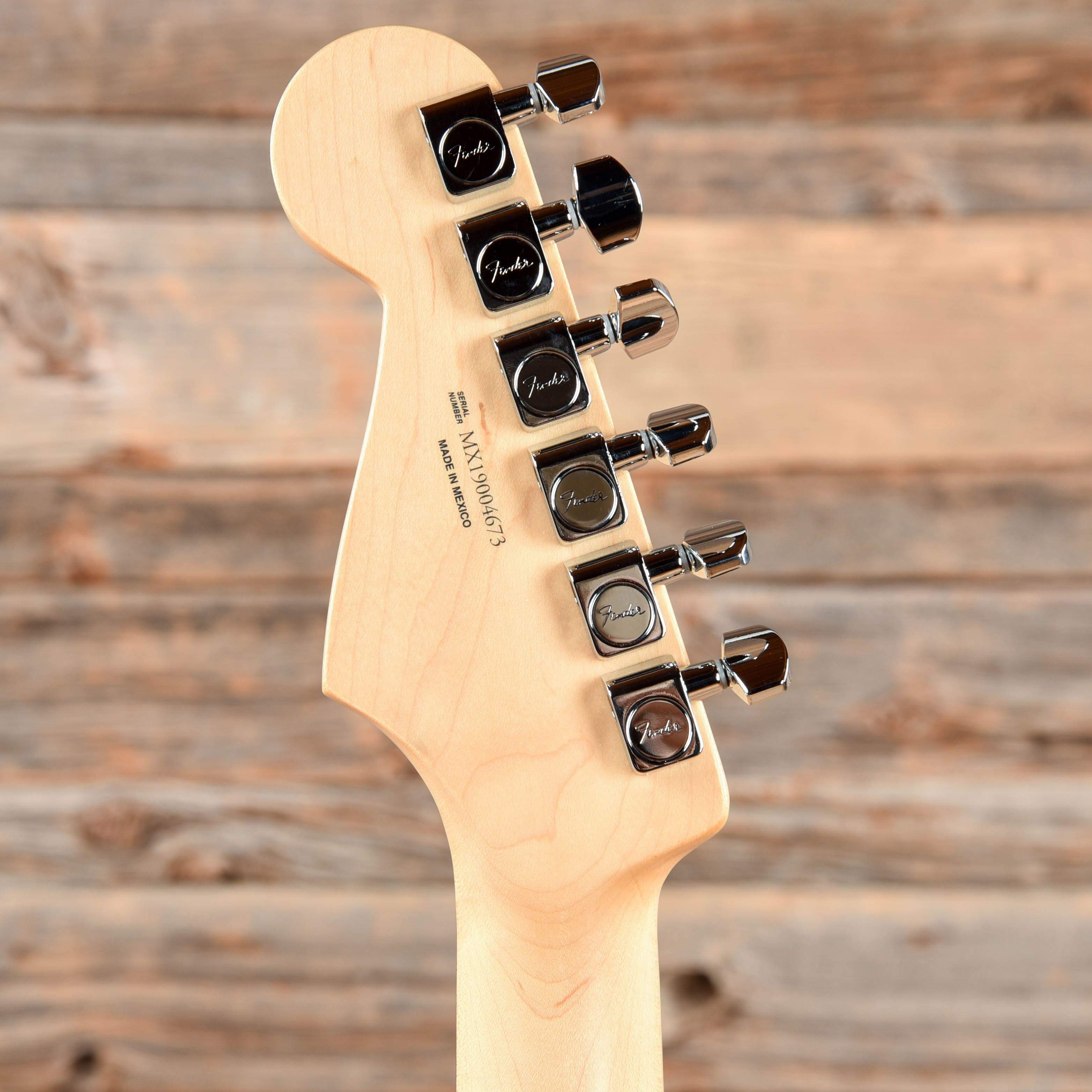 Fender Limited Edition Player Stratocaster Shell Pink 2019 Electric Guitars / Solid Body