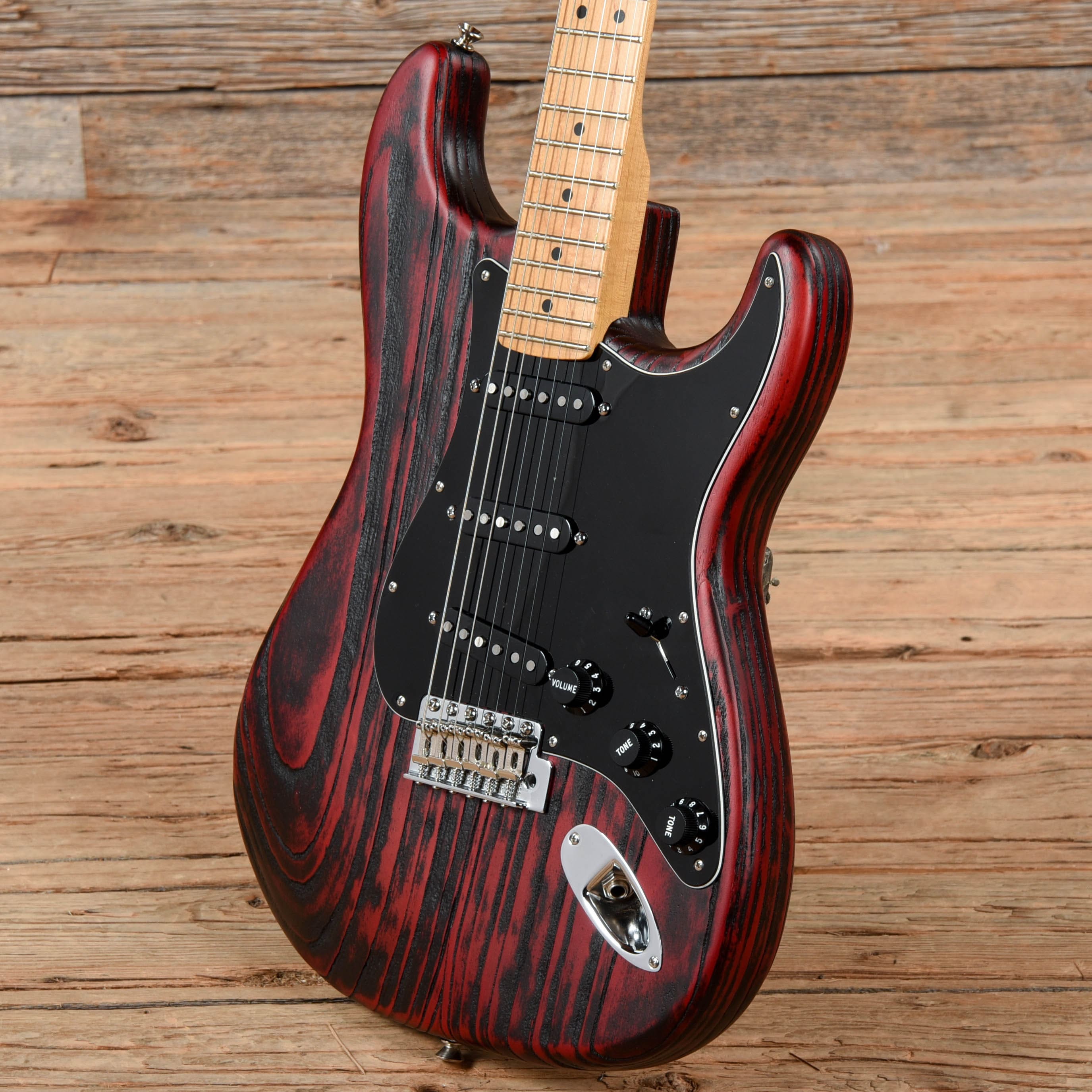 Fender Limited Edition Sandblasted Ash Stratocaster Crimson Red 2014 Electric Guitars / Solid Body