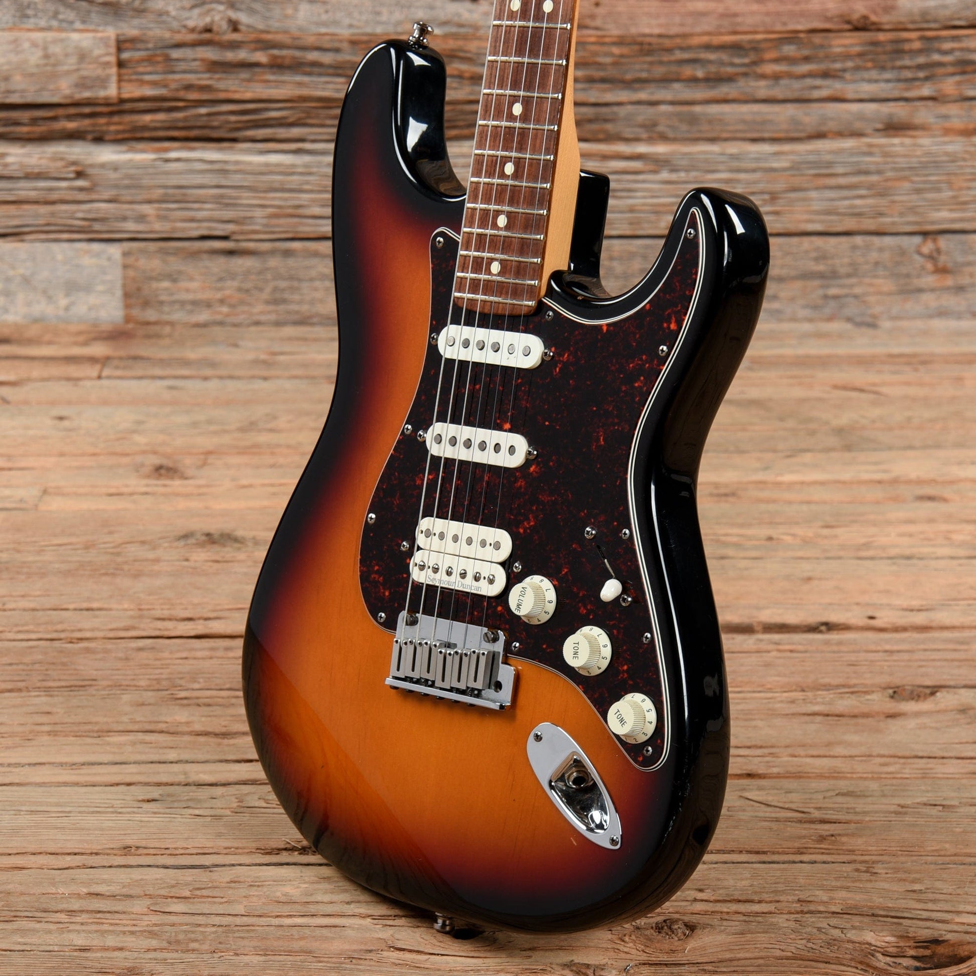 Fender Lone Star Stratocaster Sunburst 1996 Electric Guitars / Solid Body