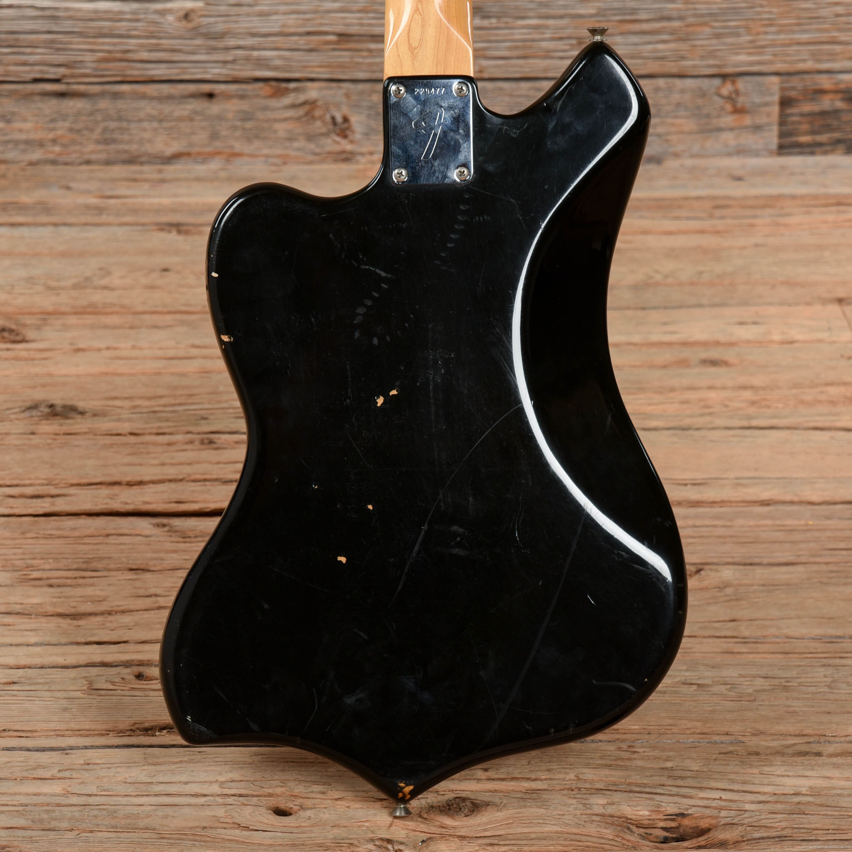 Fender Maverick Sunburst 1969 Electric Guitars / Solid Body