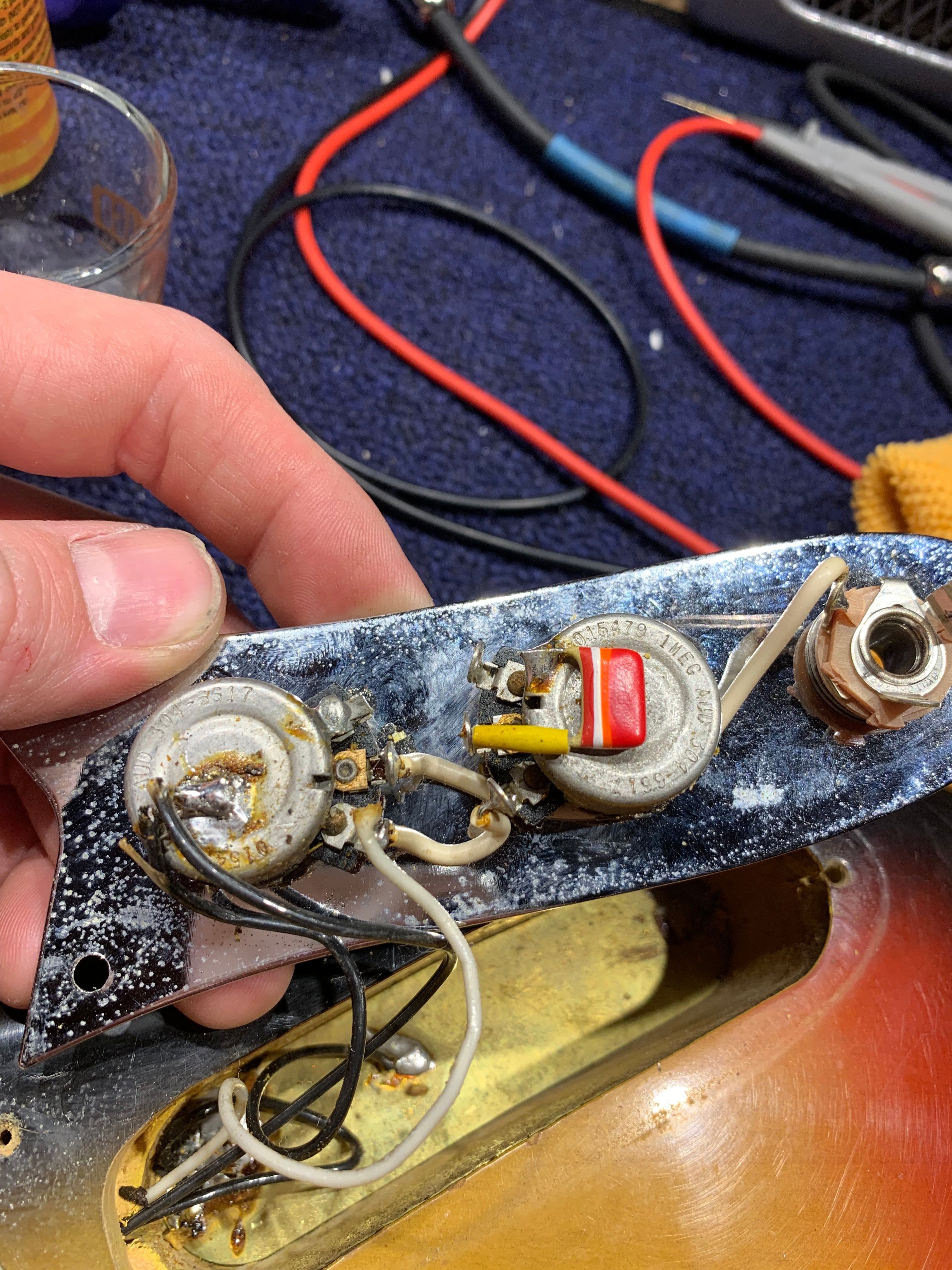 Fender Maverick Sunburst 1969 Electric Guitars / Solid Body