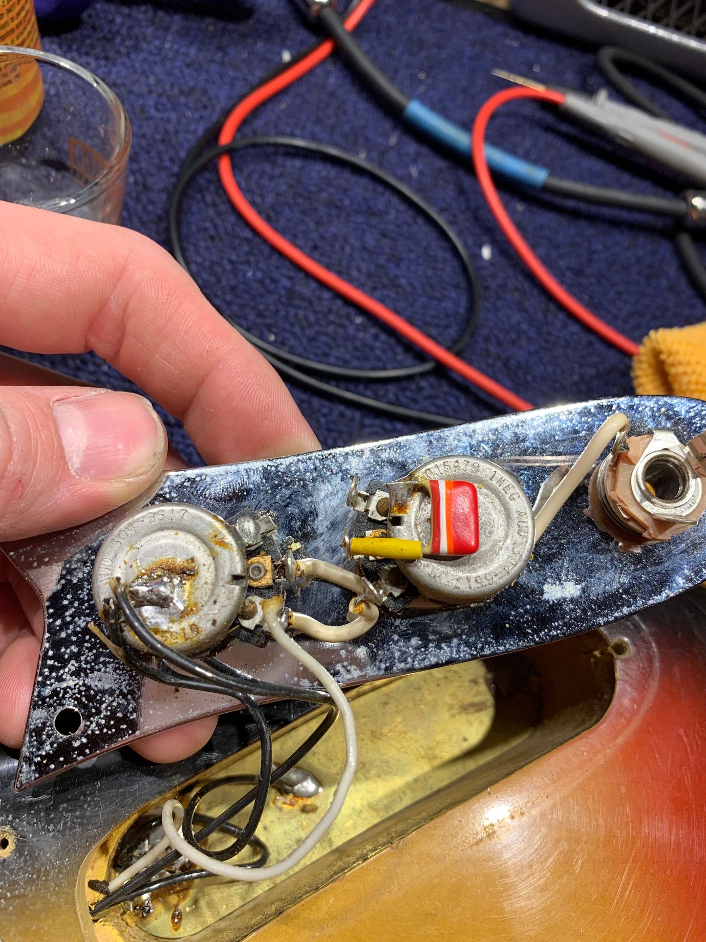 Fender Maverick Sunburst 1969 Electric Guitars / Solid Body