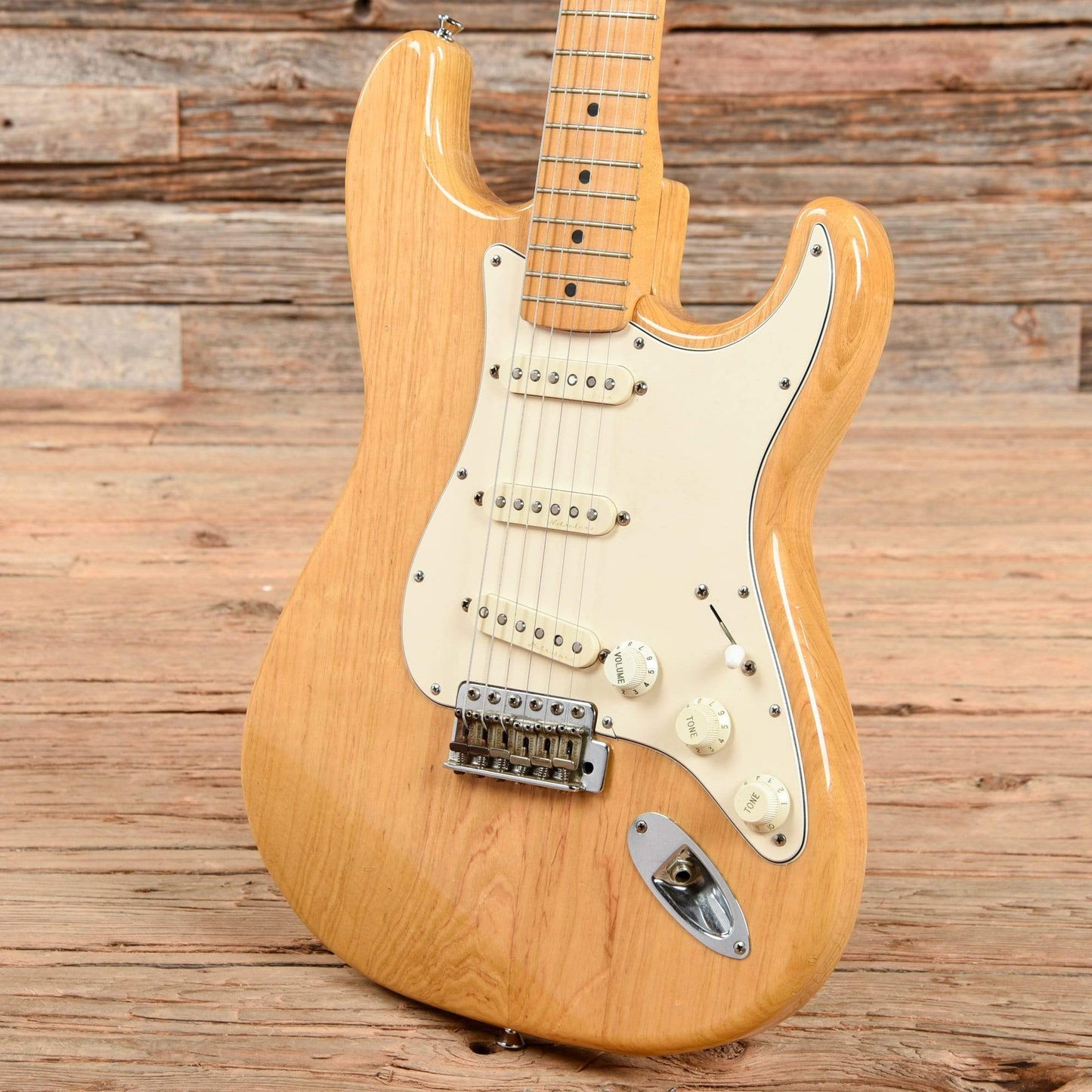 Fender MIJ '68 Stratocaster Natural 1997 Electric Guitars / Solid Body