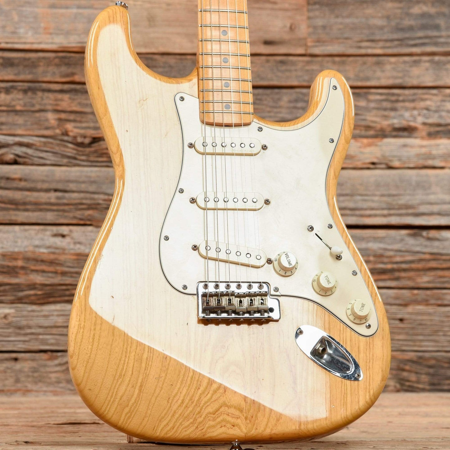 Fender MIJ '68 Stratocaster Natural 1997 Electric Guitars / Solid Body