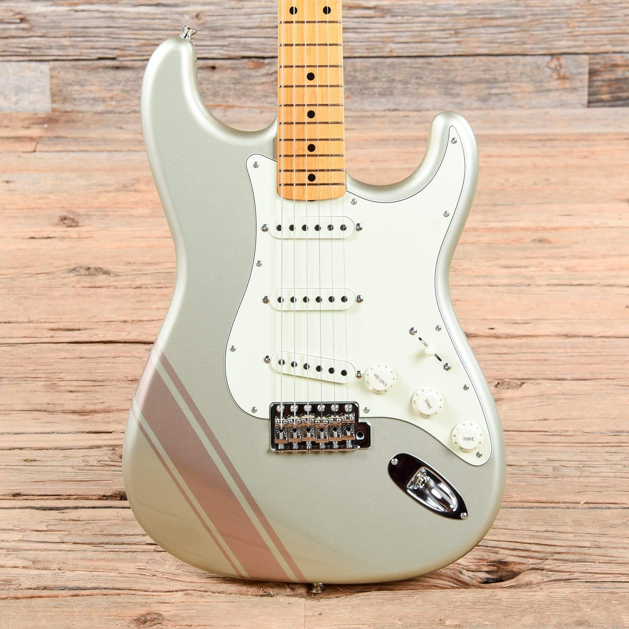 Fender MIJ FSR '50s Stratocaster Inca Silver w/Shoreline Gold Stripe Electric Guitars / Solid Body