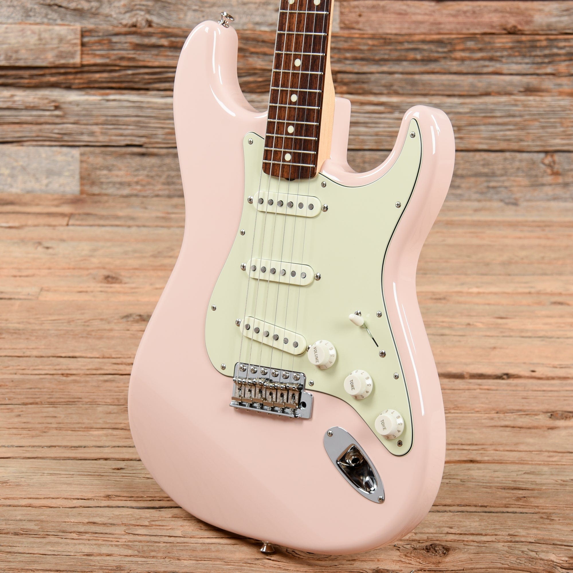 Fender MIJ Traditional 60s Stratocaster – Chicago Music Exchange