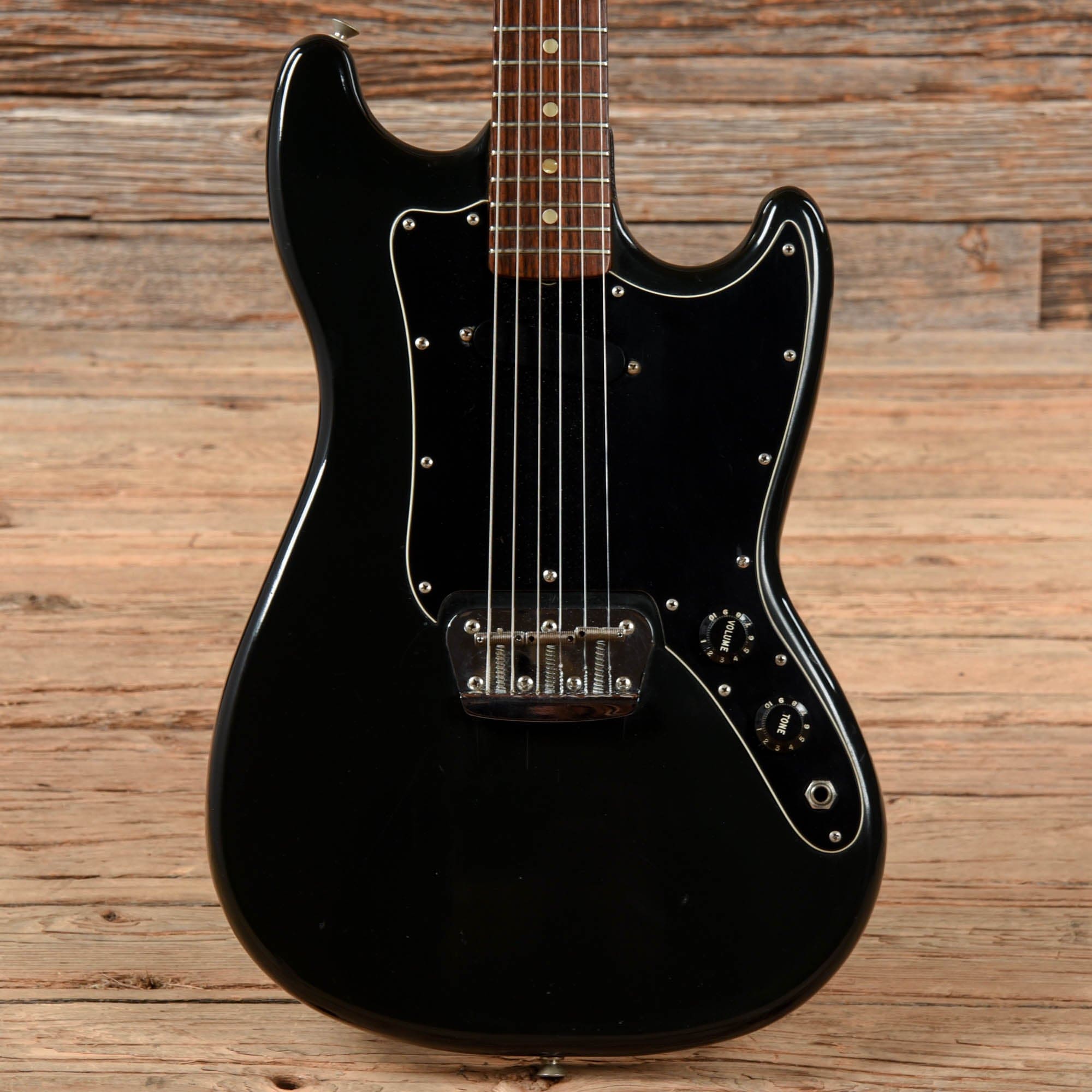 Fender Musicmaster Black 1978 Electric Guitars / Solid Body