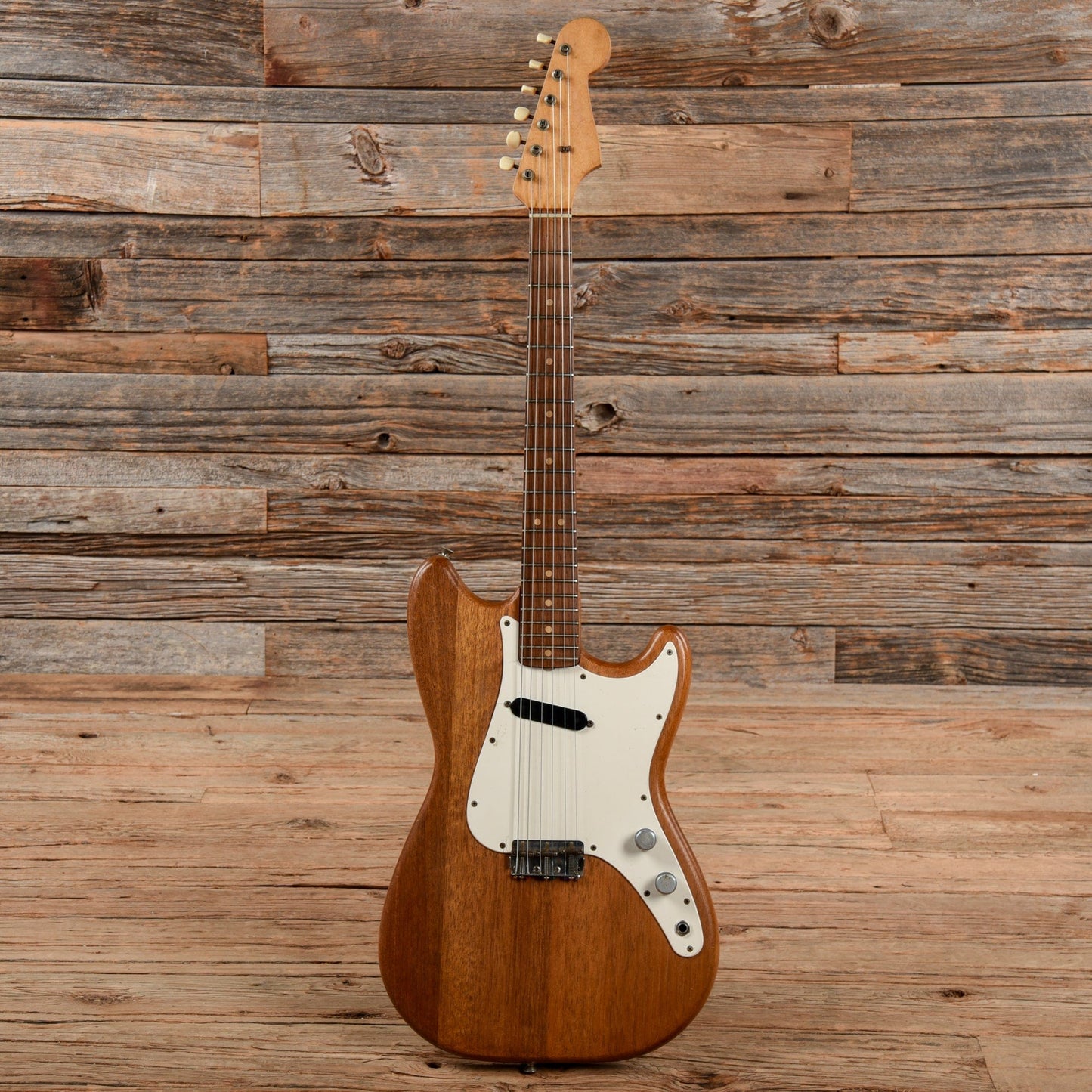 Fender Musicmaster Natural Refin 1965 Electric Guitars / Solid Body