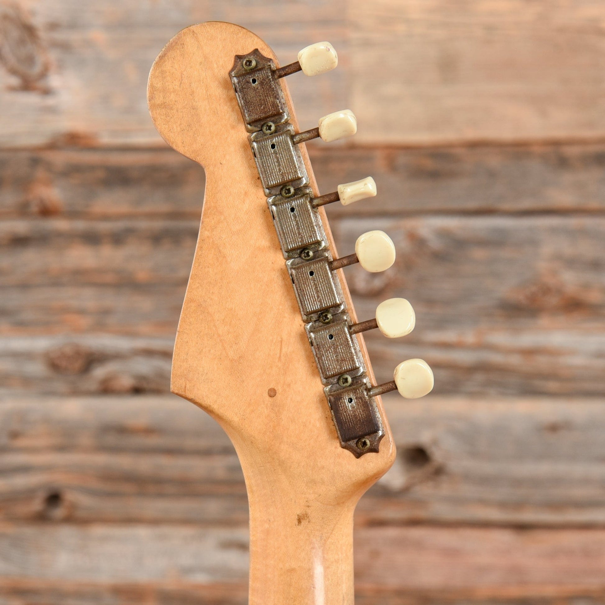 Fender Musicmaster Natural Refin 1965 Electric Guitars / Solid Body